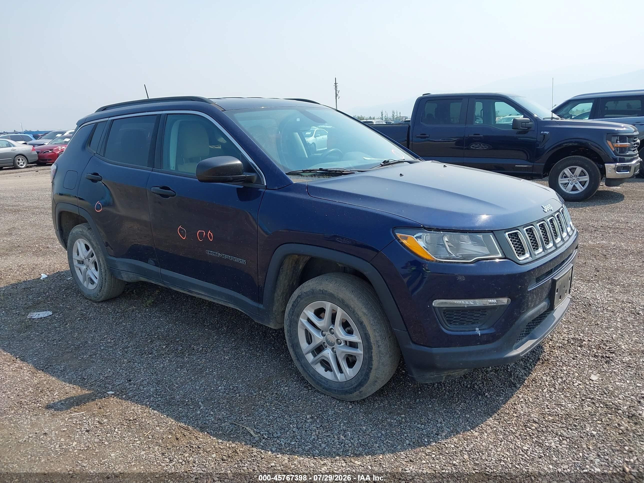 2019 Jeep Compass VIN 3C4NJDAB8KT619994 — IAAI salvage auction photo