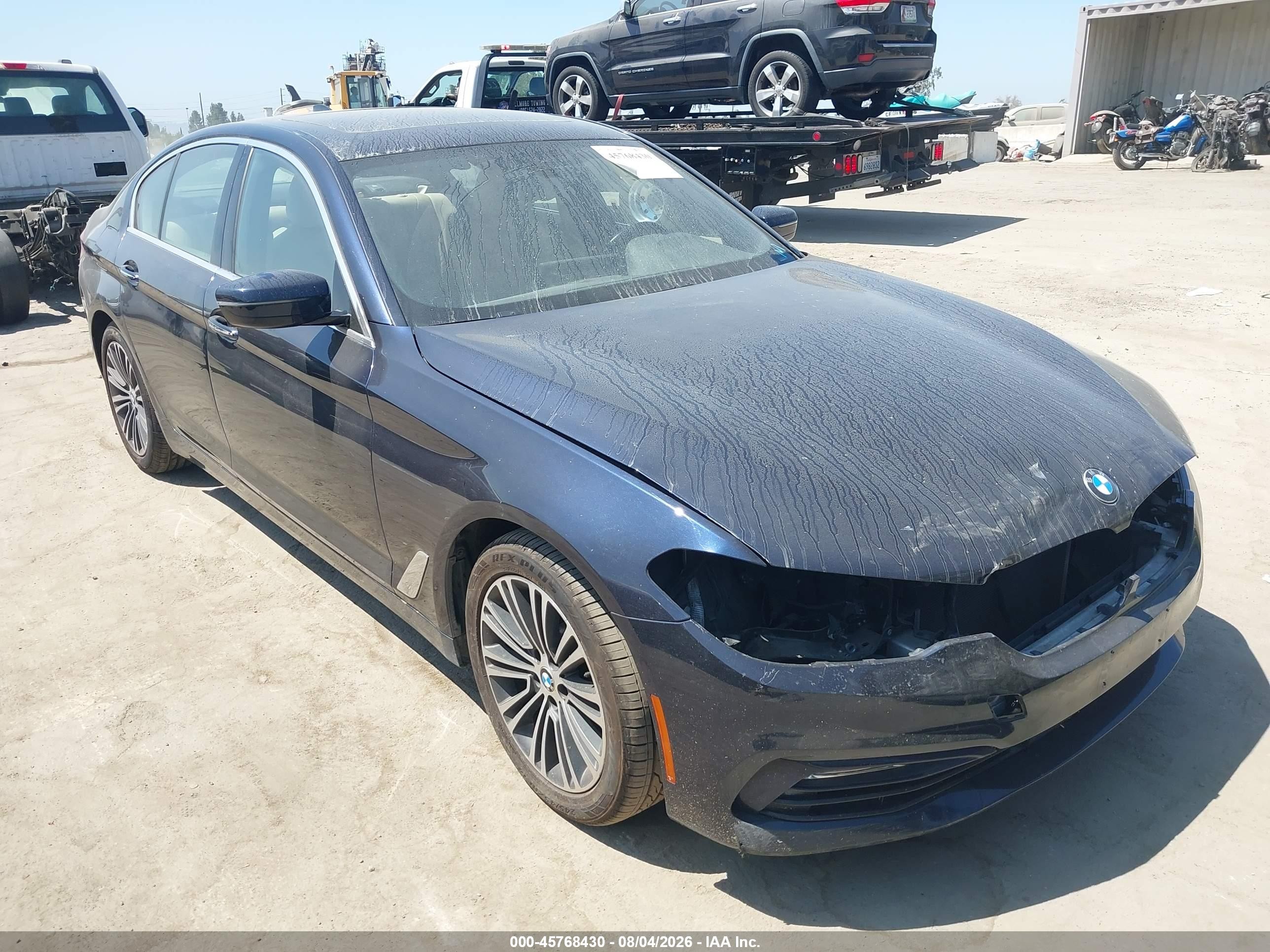 2017 BMW 5 Series VIN WBAJE5C32HG477960 — IAAI salvage auction photo