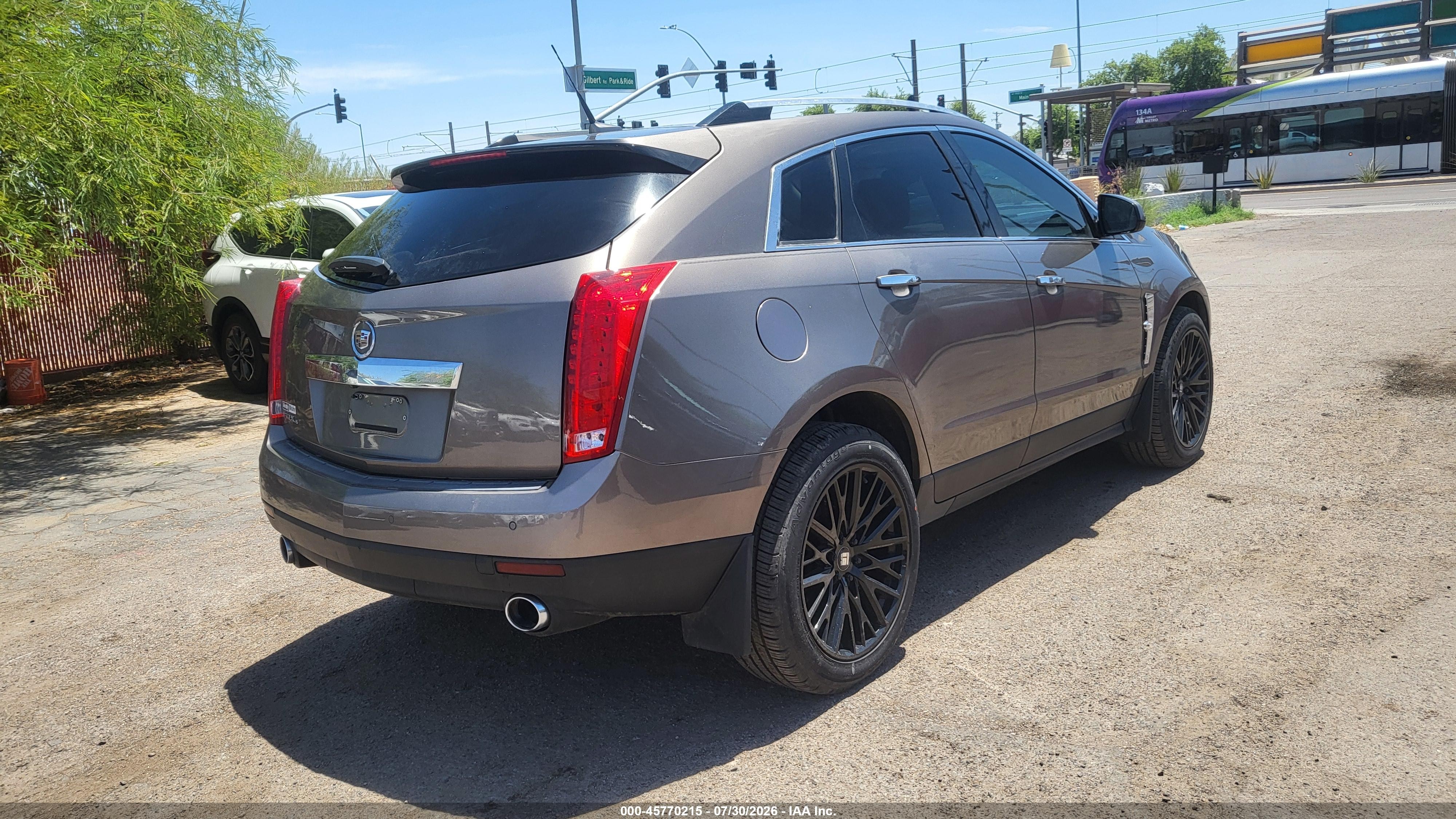 2011 Cadillac Srx VIN 3GYFNFEY5BS540978 IAAI salvage auction — Normal Wear, Clear (Arizona), sold $800 on 2026-09-01 (photo 4)