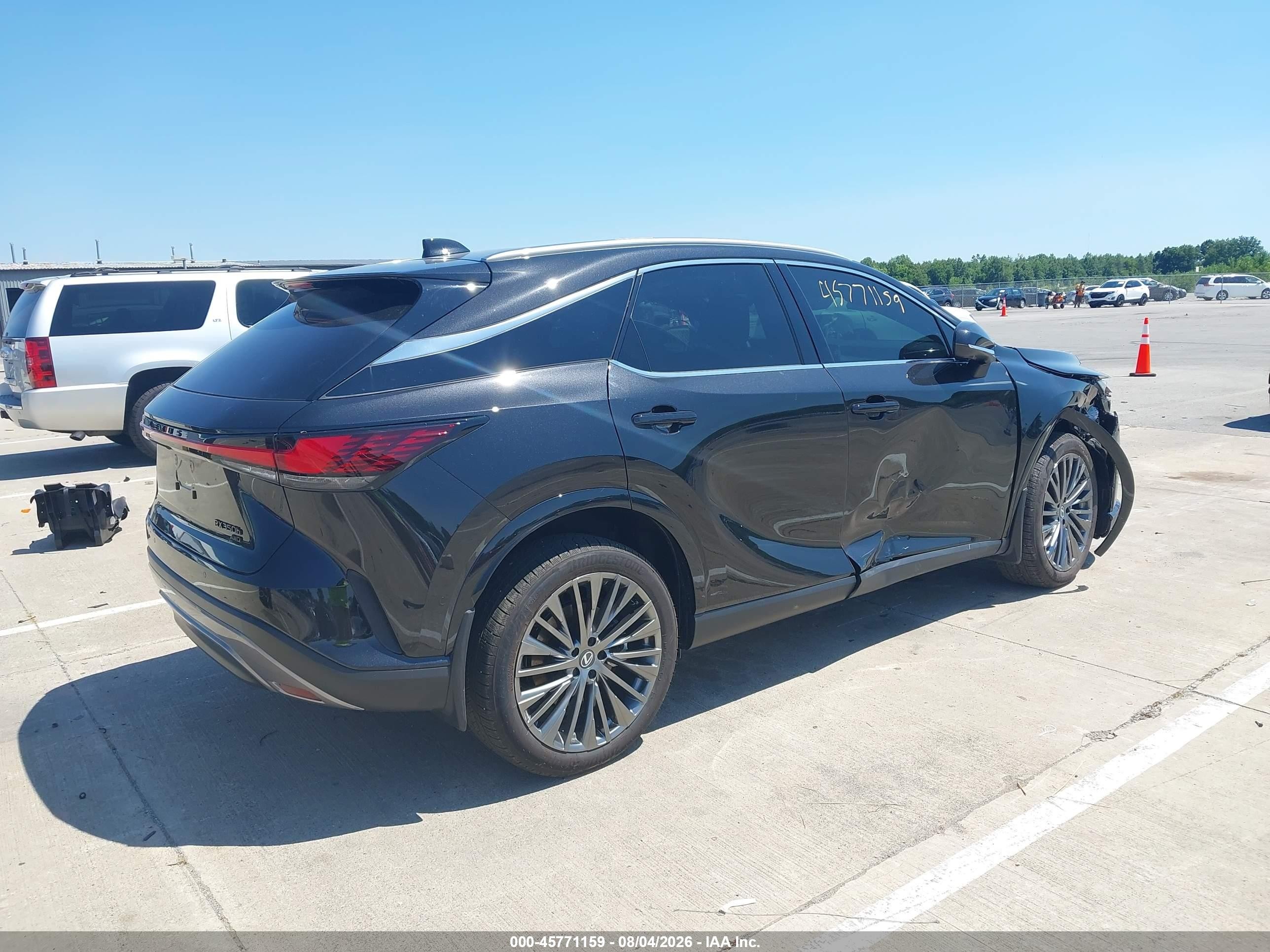 2026 Lexus Rx VIN 2T2BBMCA6TC133348 IAAI salvage auction — Unknown, Salvage (Indiana), sold $32,250 on 2026-09-06 (photo 4)