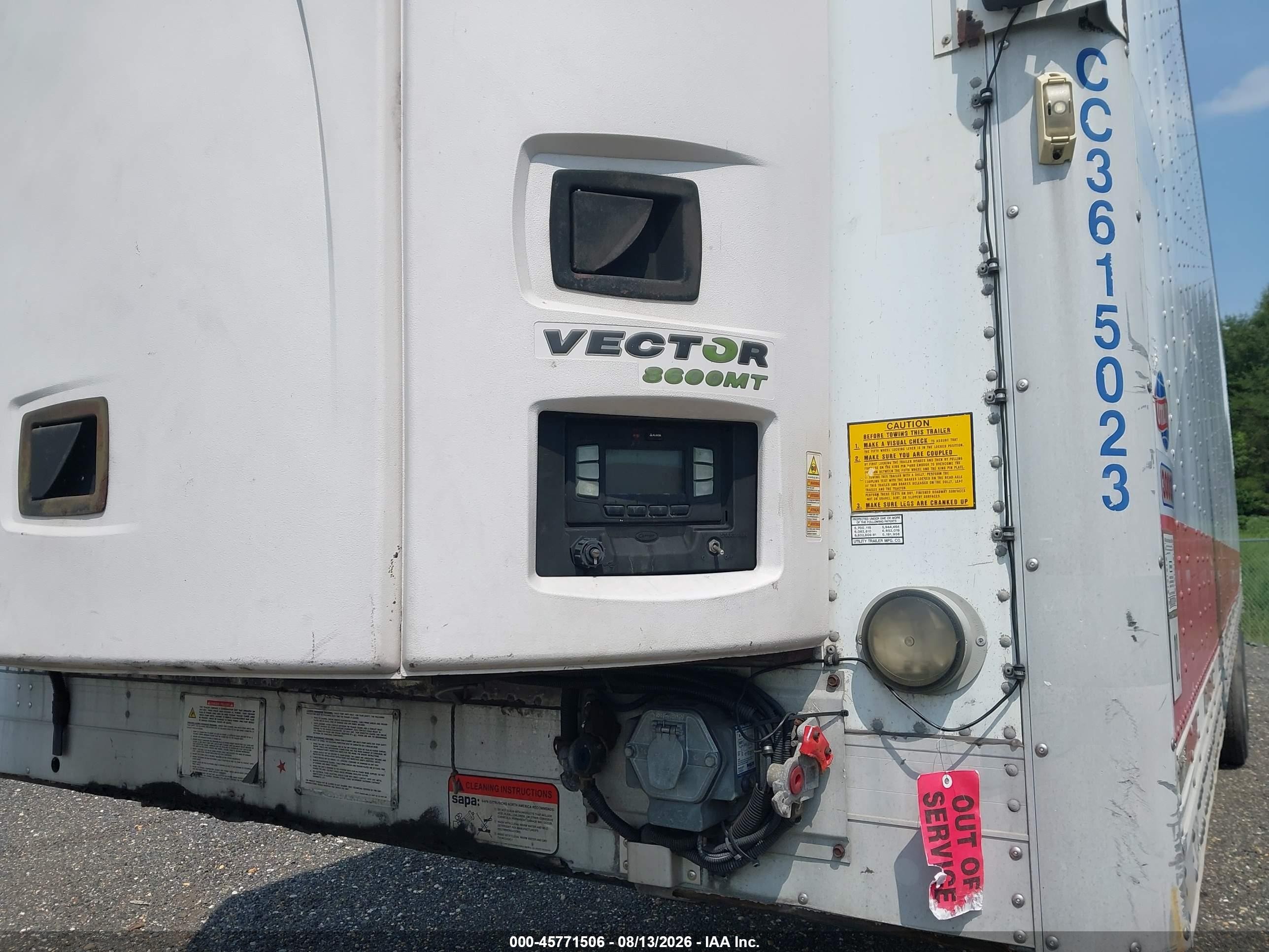 2015 Utility Trailer Mfg Utility Trailer Mfg VIN 1UYVS2367FM309401 IAAI salvage auction — Front End, Clear (Maryland), sold $1,550 on 2026-09-23 (photo 7)