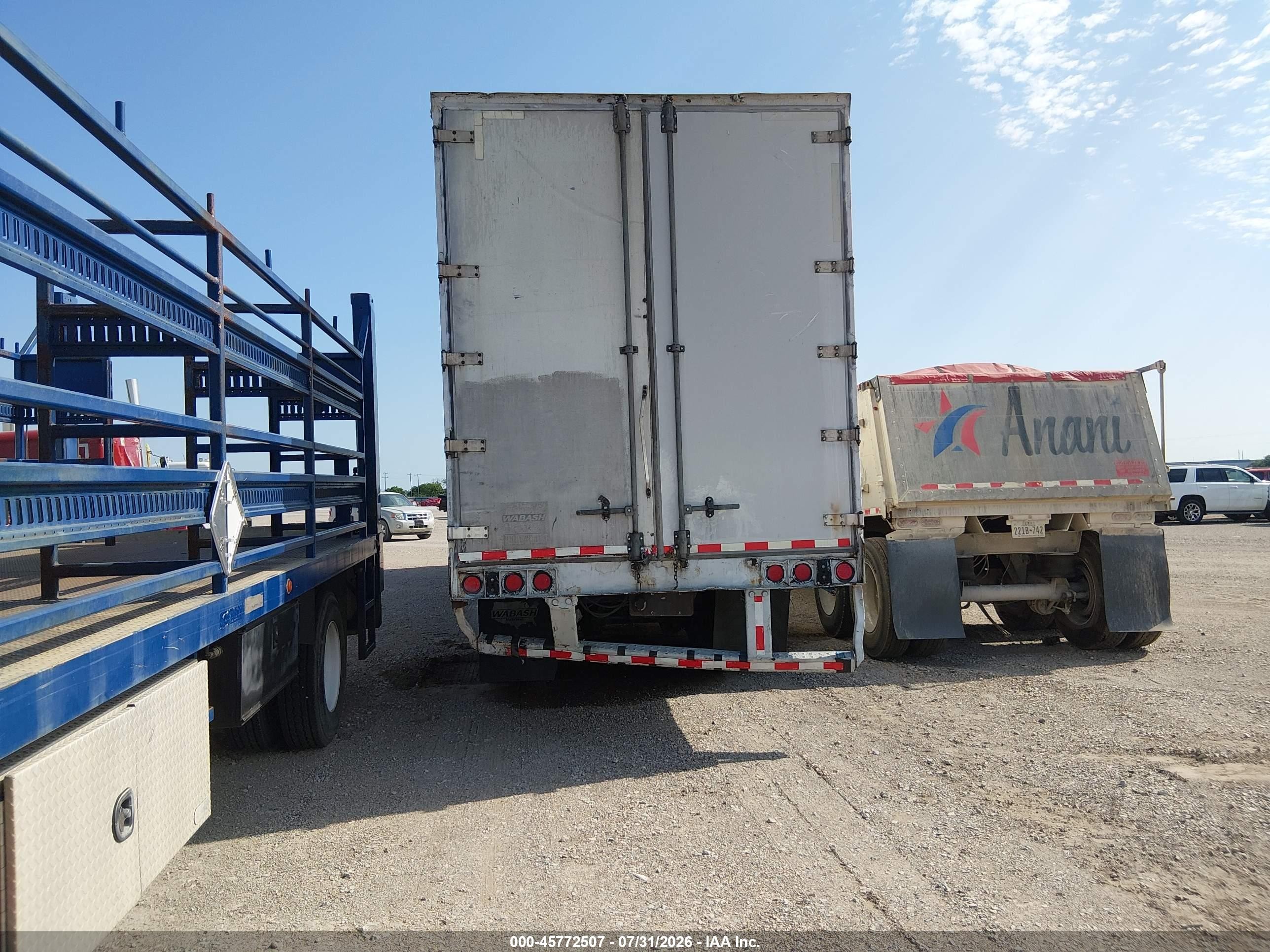 2007 Wabash National Corp Van VIN 1JJV532W67L033126 IAAI salvage auction — Rear End, Original (Texas), sold $2,050 on 2026-09-09 (photo 6)
