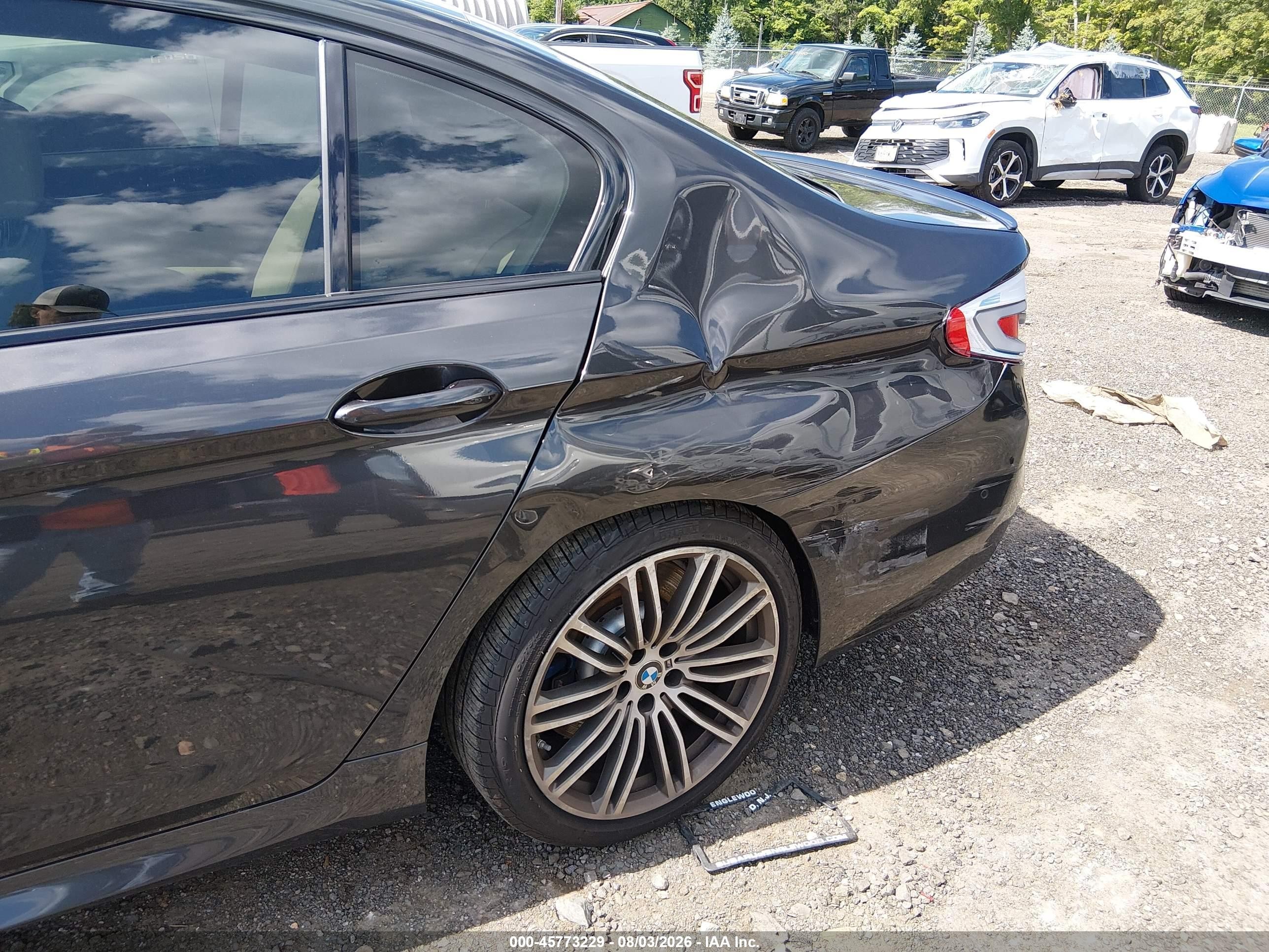 2020 BMW M550i xDrive VIN WBAJS7C05LCD09131 IAAI salvage auction — Rear End, Salvage (New Jersey), sold $14,300 on 2026-09-18 (photo 6)