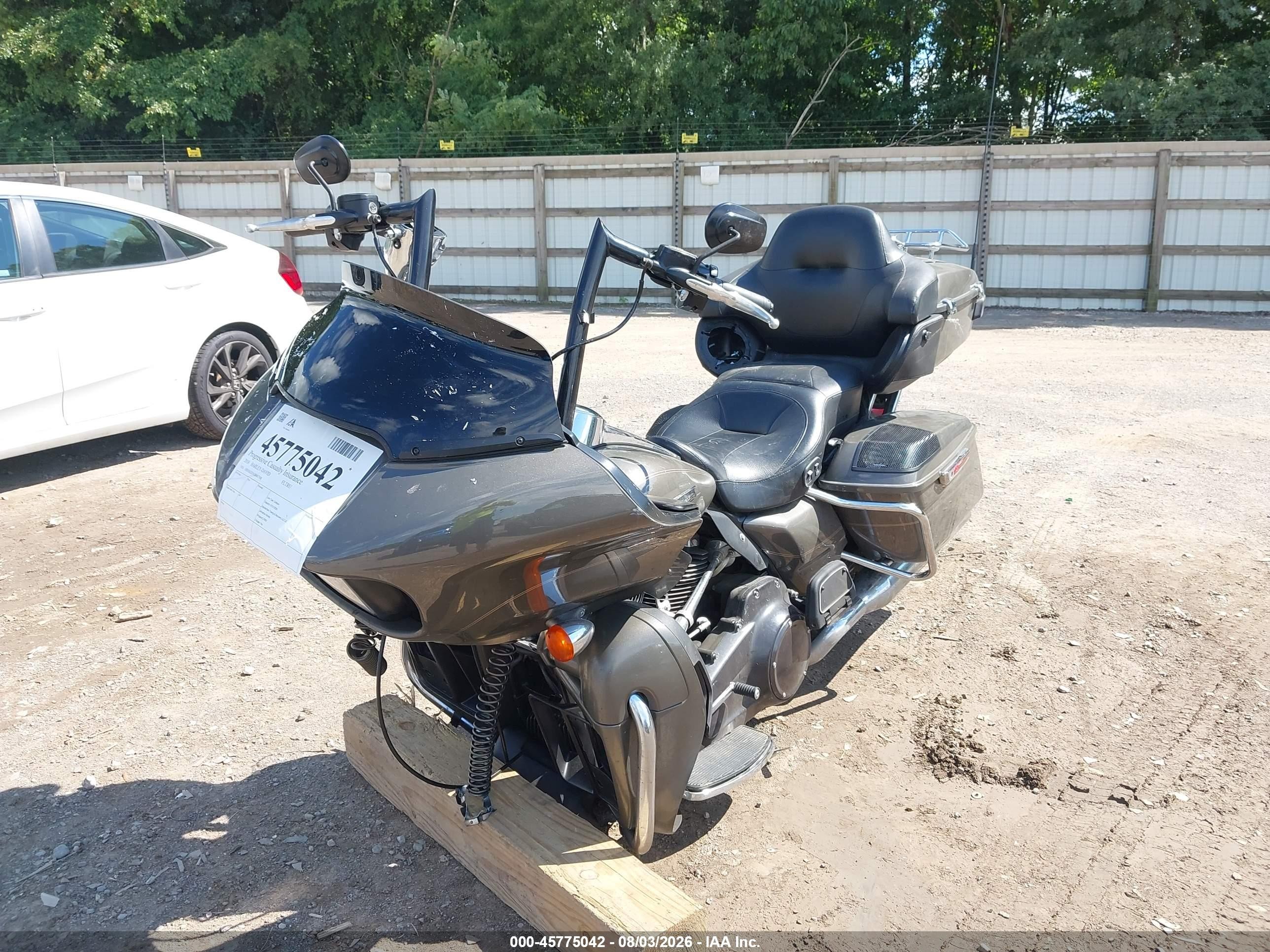 2018 Harley-davidson Road glide VIN 1HD1KGD16JB667508 IAAI salvage auction — Front End, Salvage (Tennessee), sold $3,150 on 2026-09-25 (photo 2)