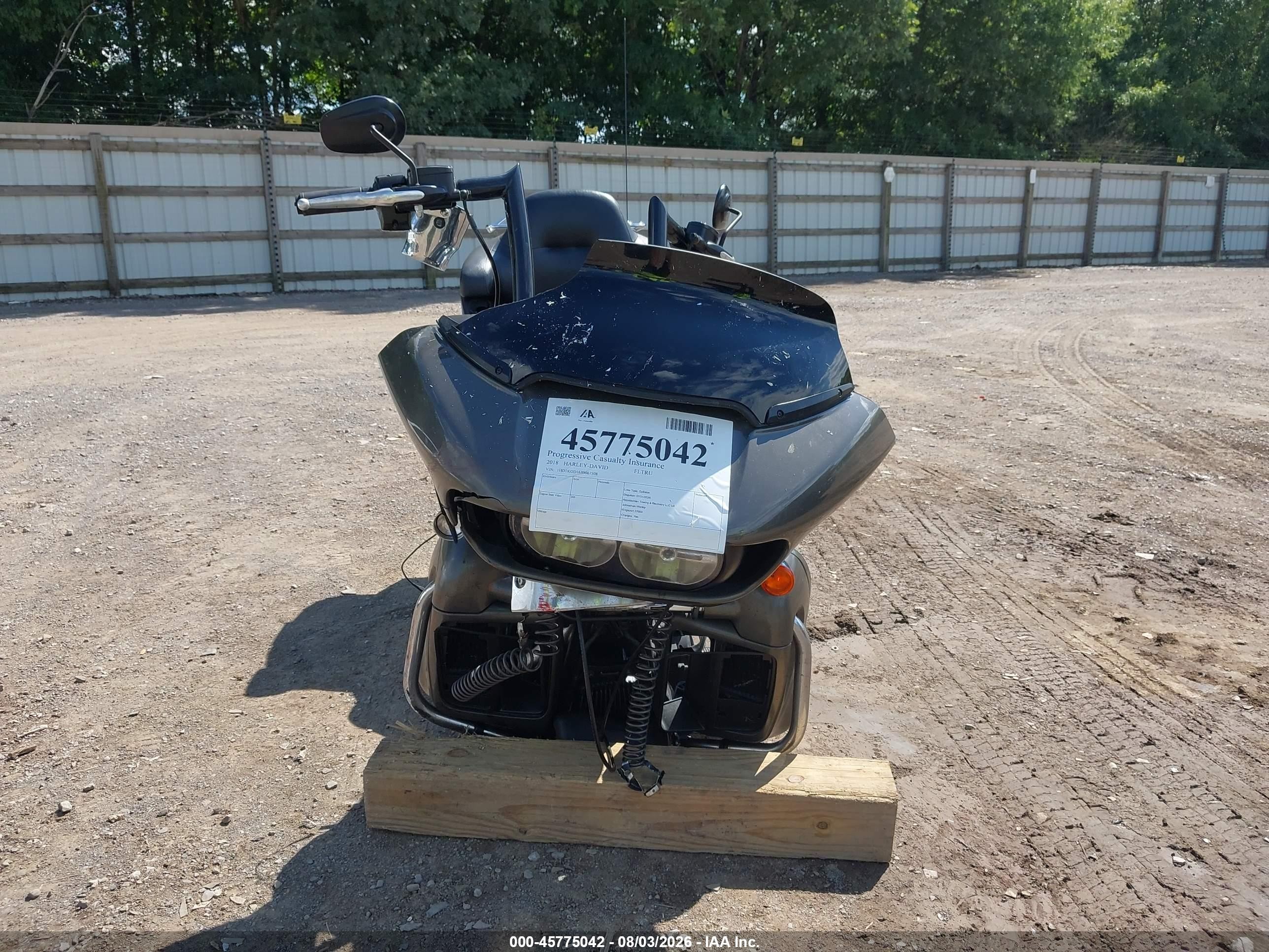 2018 Harley-davidson Road glide VIN 1HD1KGD16JB667508 IAAI salvage auction — Front End, Salvage (Tennessee), sold $3,150 on 2026-09-25 (photo 5)