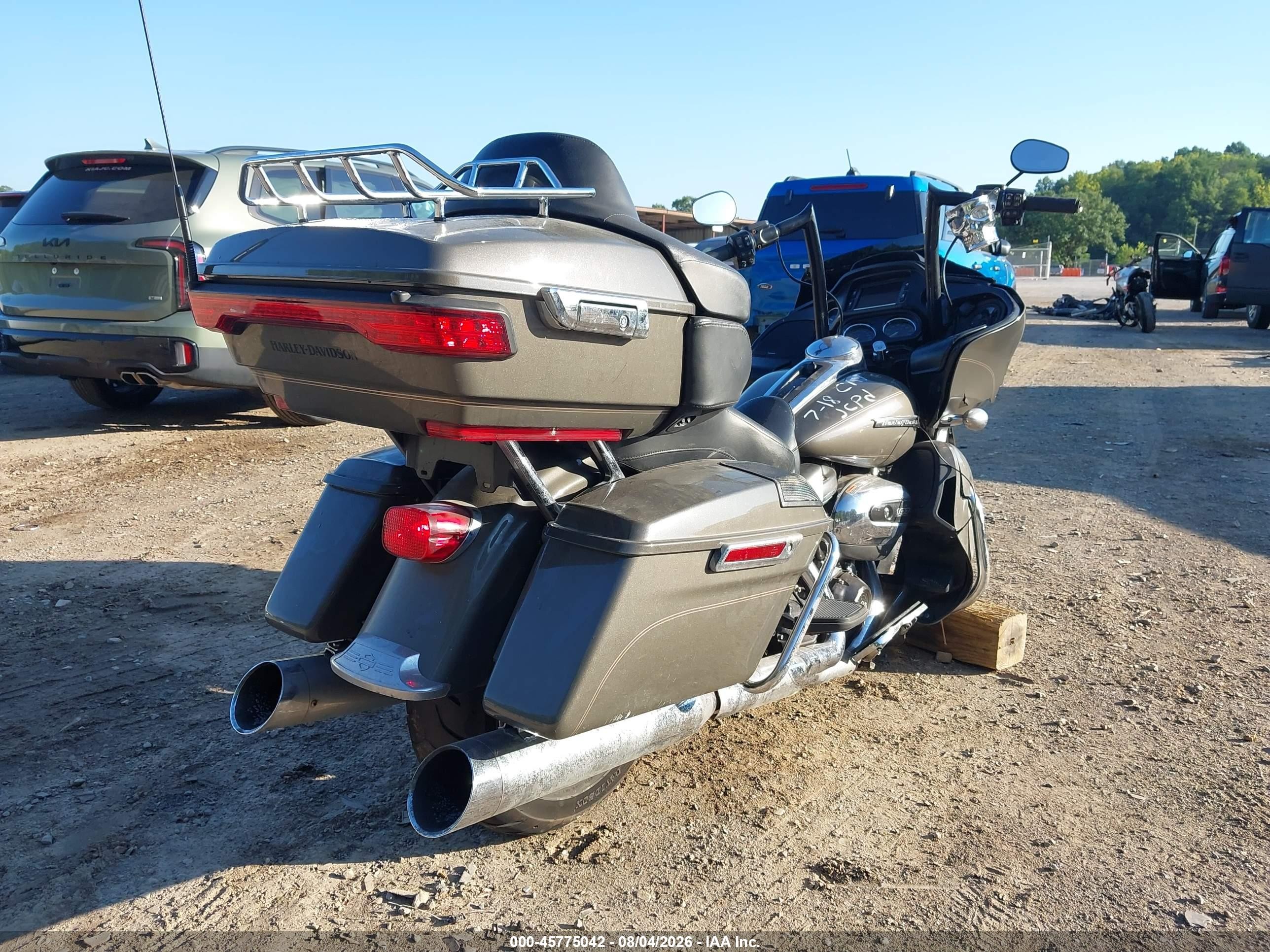 2018 Harley-davidson Road glide VIN 1HD1KGD16JB667508 IAAI salvage auction — Front End, Salvage (Tennessee), sold $3,150 on 2026-09-25 (photo 4)