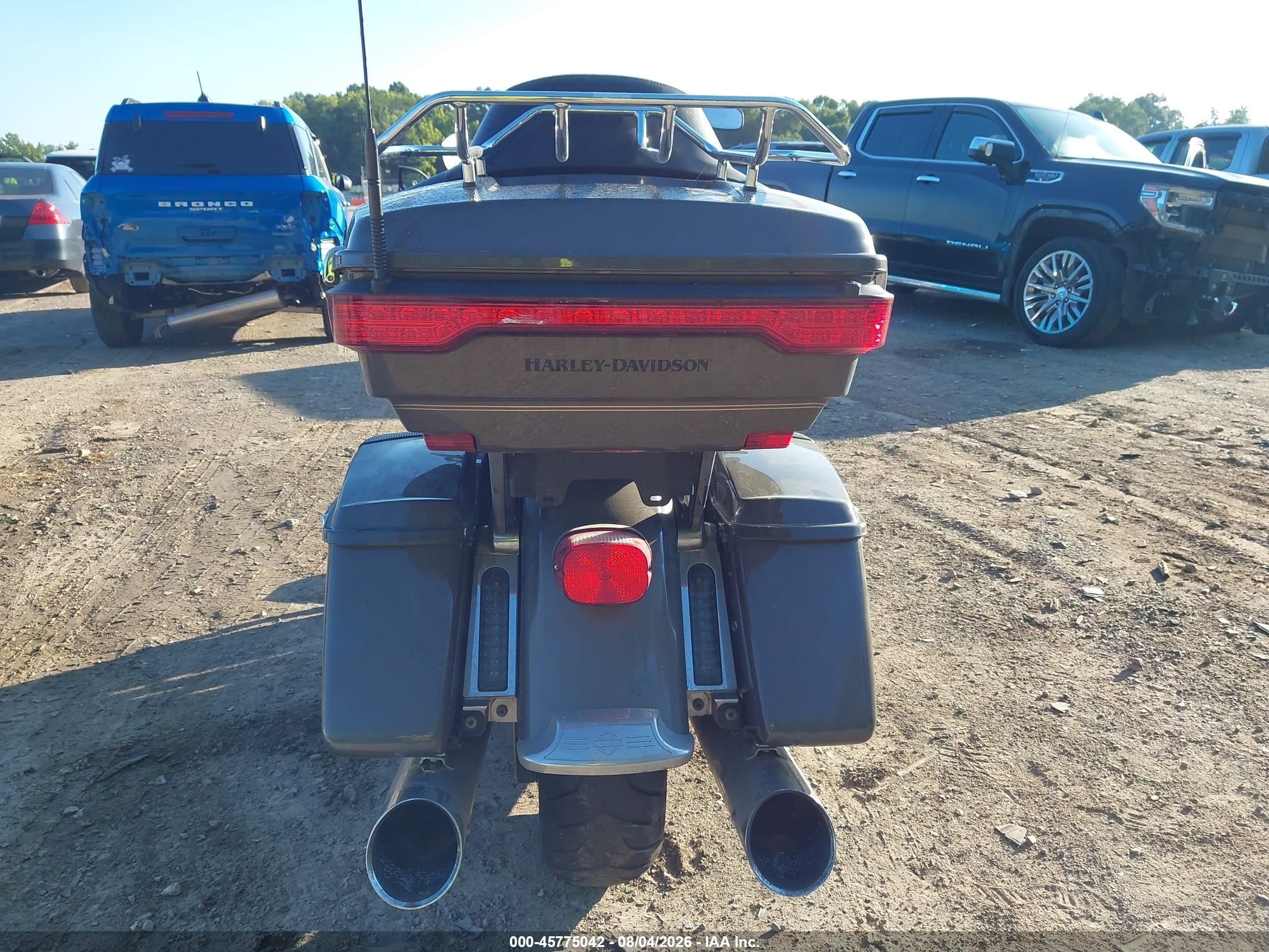 2018 Harley-davidson Road glide VIN 1HD1KGD16JB667508 IAAI salvage auction — Front End, Salvage (Tennessee), sold $3,150 on 2026-09-25 (photo 6)