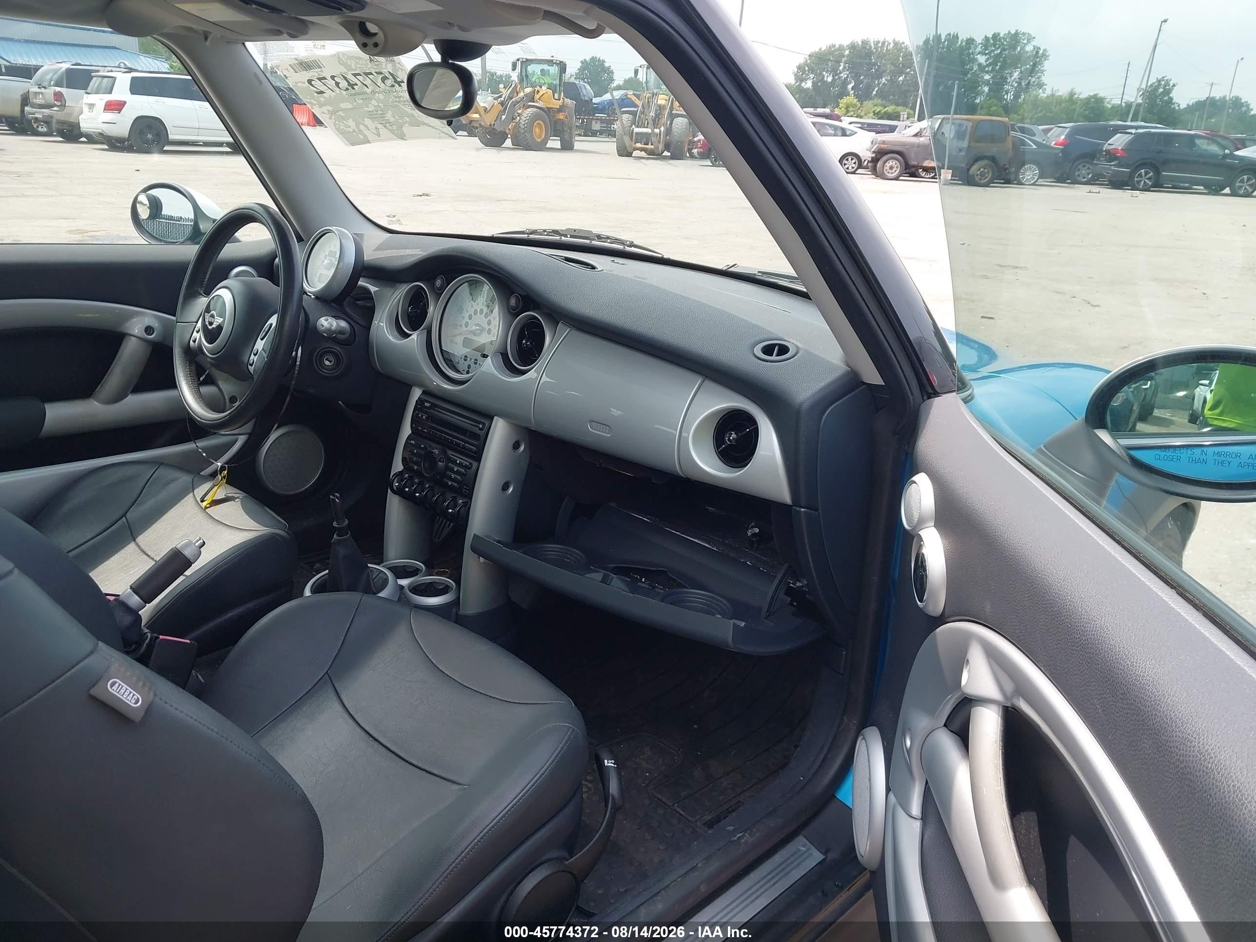 2003 Mini Cooper VIN WMWRE33413TD59112 IAAI salvage auction — Rear End, Salvage (Ohio), sold $750 on 2026-09-16 (photo 5)