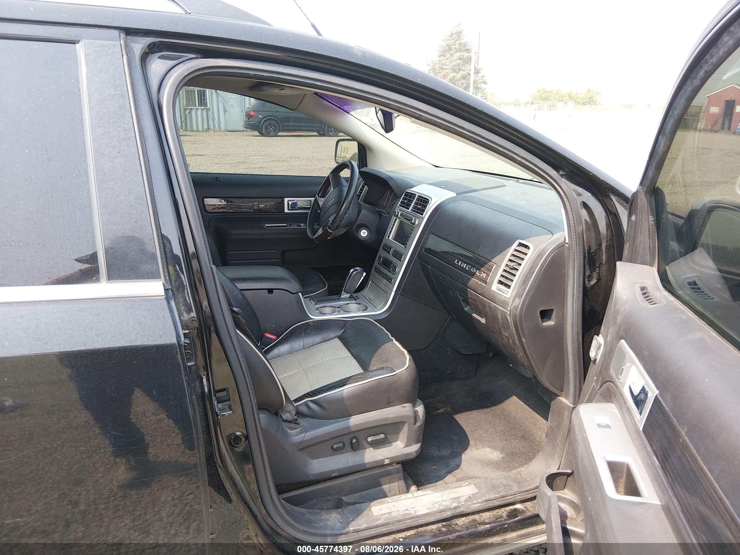 2009 Lincoln Mkx VIN 2LMDU88C59BJ12274 IAAI salvage auction — Side, Salvage (Oregon), sold $400 on 2026-09-22 (photo 5)