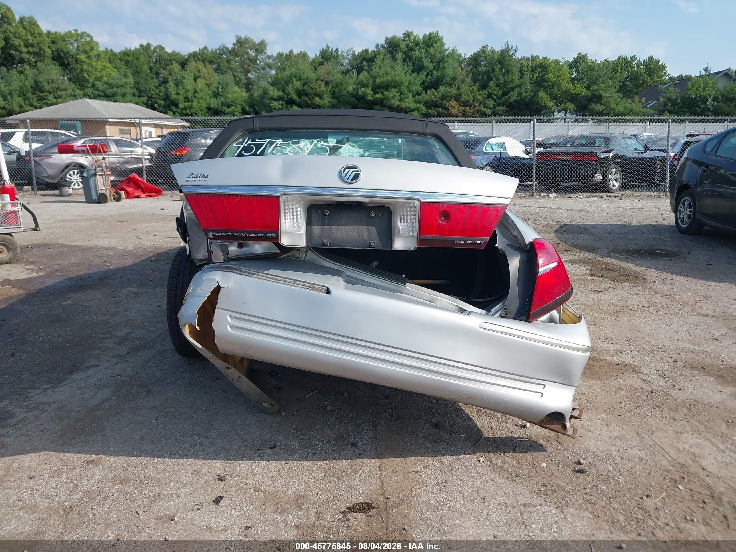 2000 Mercury Grand marquis VIN 2MEFM74W7YX646976 IAAI salvage auction — Rear End, Clear (Indiana), sold $350 on 2026-09-11 (photo 6)