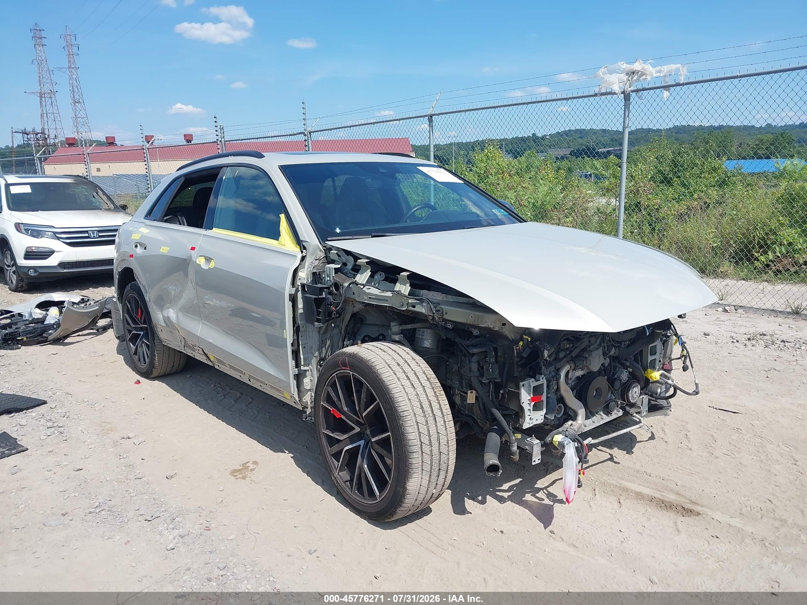 2021 Audi SQ8 VIN WA1CWBF1XMD014083 — IAAI salvage auction photo
