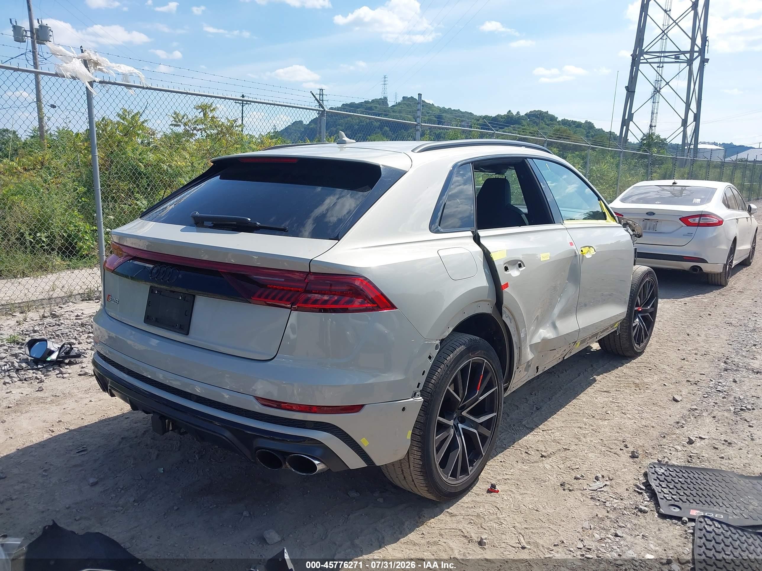 2021 Audi Sq8 VIN WA1CWBF1XMD014083 IAAI salvage auction — Front End, Salvage (Pennsylvania), sold $18,300 on 2026-09-11 (photo 4)