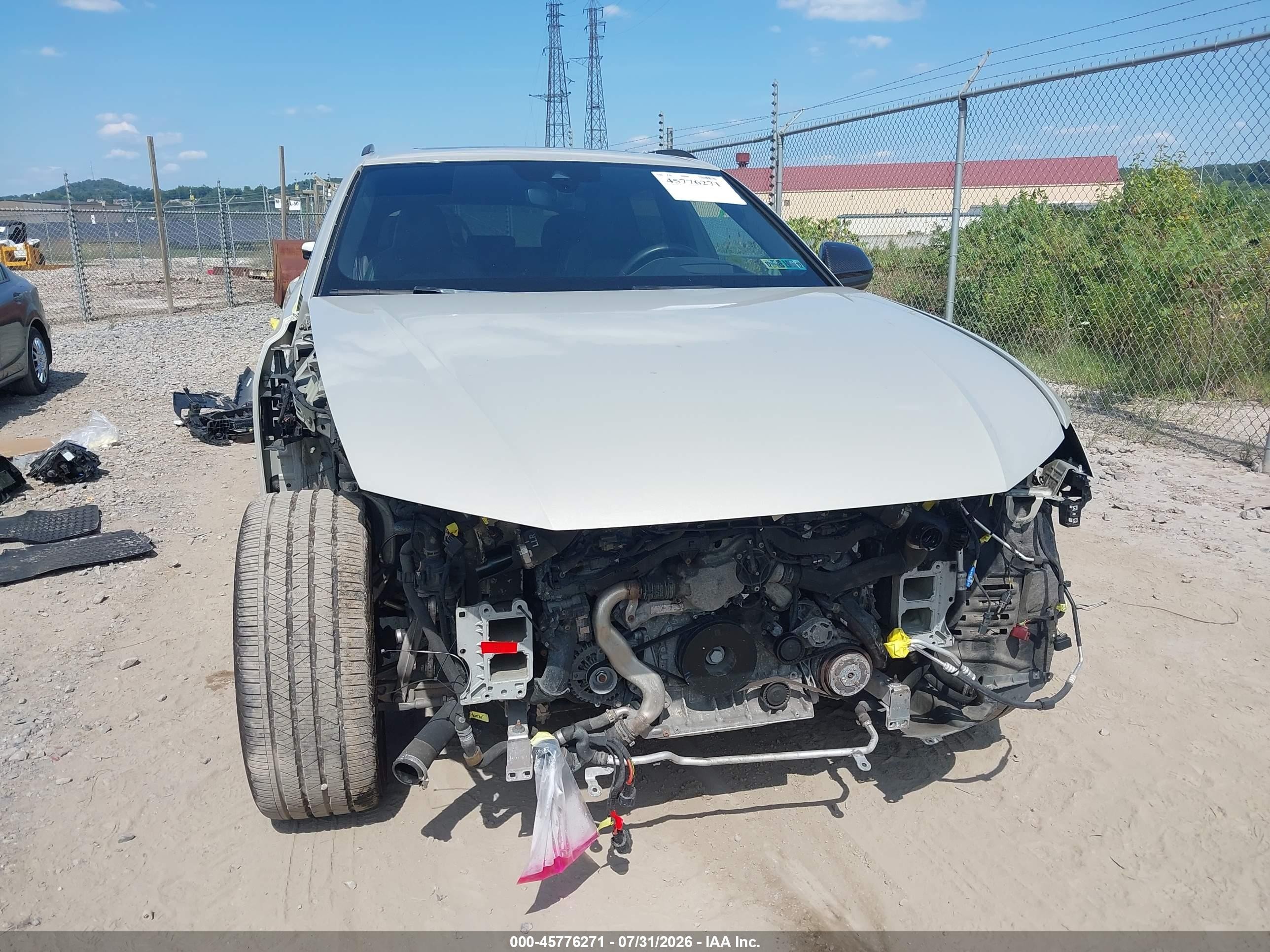 2021 Audi Sq8 VIN WA1CWBF1XMD014083 IAAI salvage auction — Front End, Salvage (Pennsylvania), sold $18,300 on 2026-09-11 (photo 6)