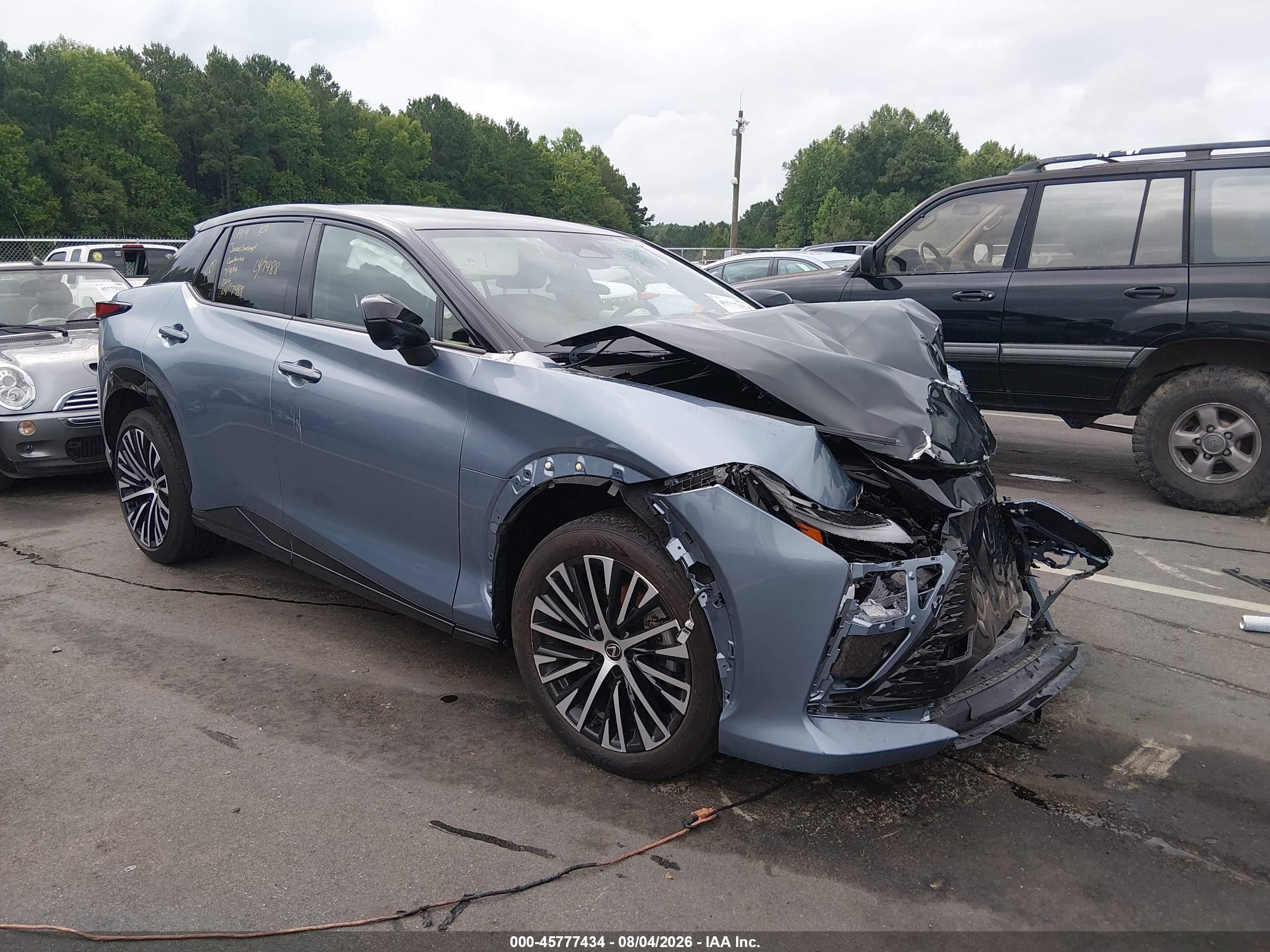 2024 Lexus RZ 300e VIN JTJABABB2RA007488 — IAAI salvage auction photo