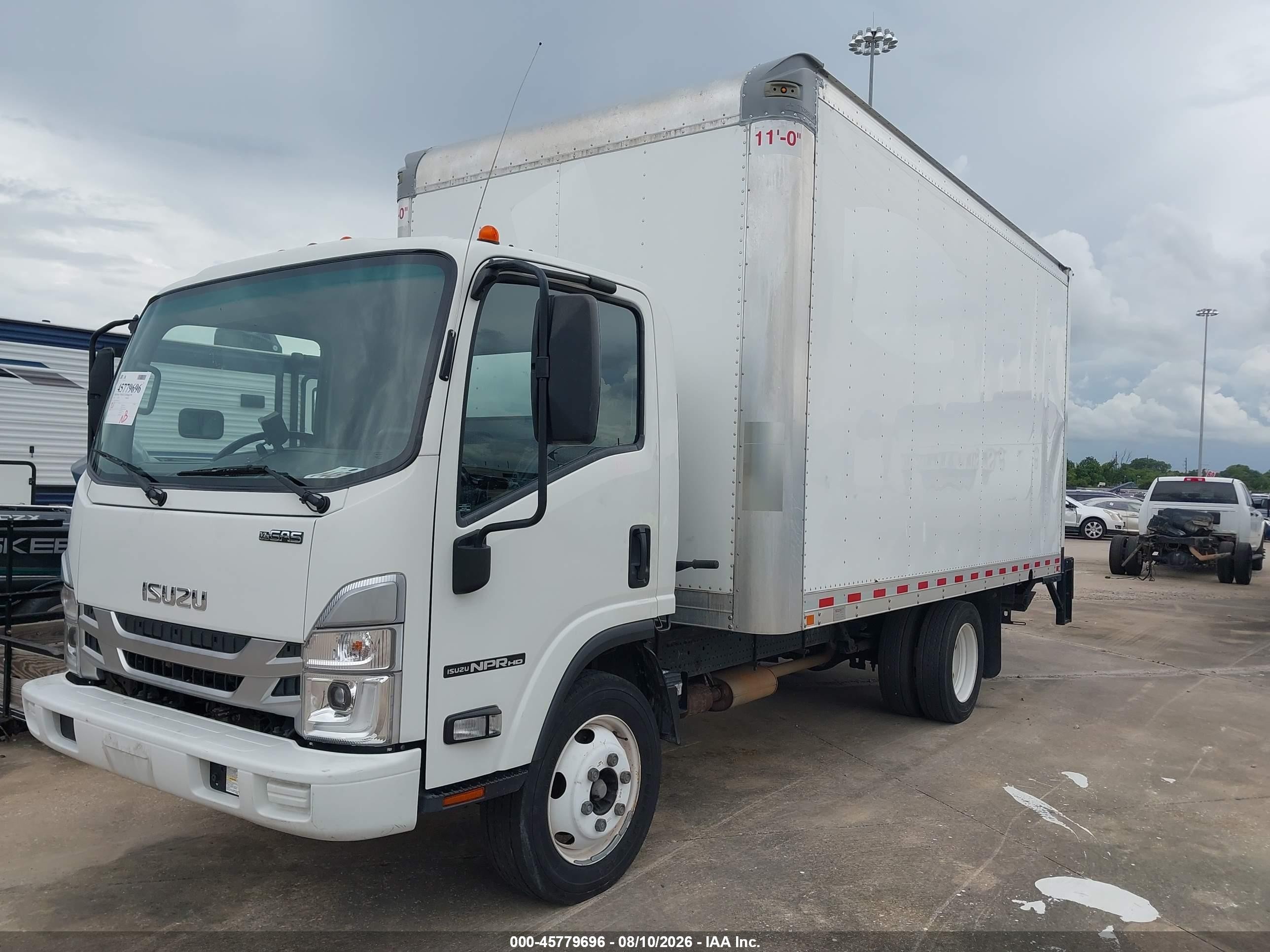 2024 Isuzu VIN 54DC4W1D2RS207282 IAAI salvage auction — Engine Damage, Enterprise Vehicles Clear Only (Texas), sold $16,100 on 2026-08-13 (photo 2)