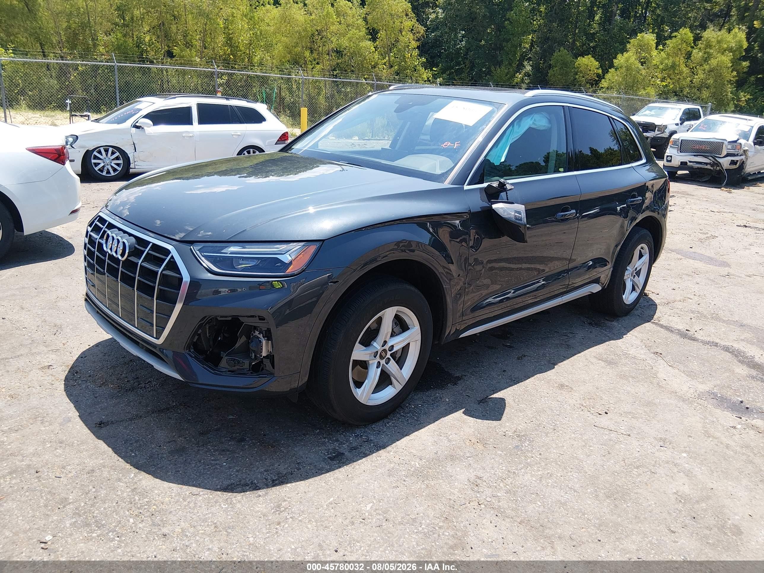 2024 Audi Q5 VIN WA1ABAFY9R2046553 IAAI salvage auction — Side, Salvage (Alabama), sold $11,550 on 2026-09-02 (photo 2)