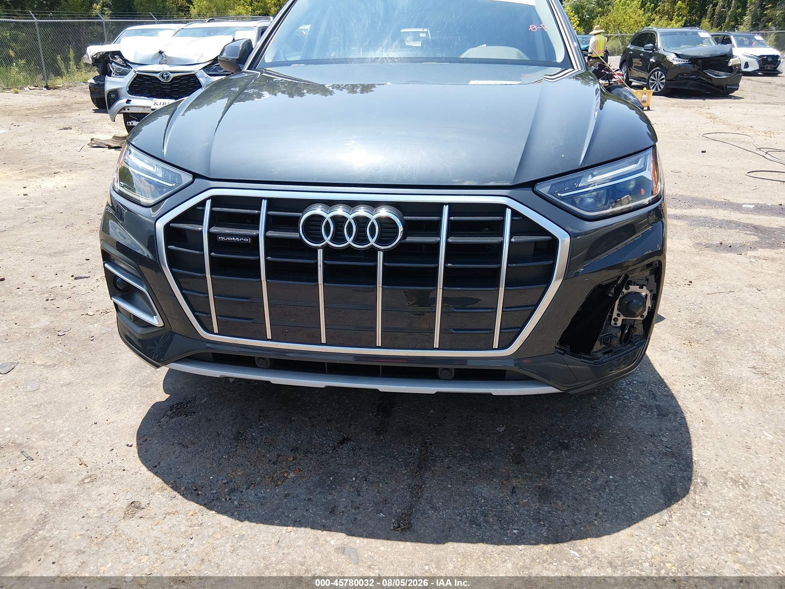 2024 Audi Q5 VIN WA1ABAFY9R2046553 IAAI salvage auction — Side, Salvage (Alabama), sold $11,550 on 2026-09-02 (photo 6)