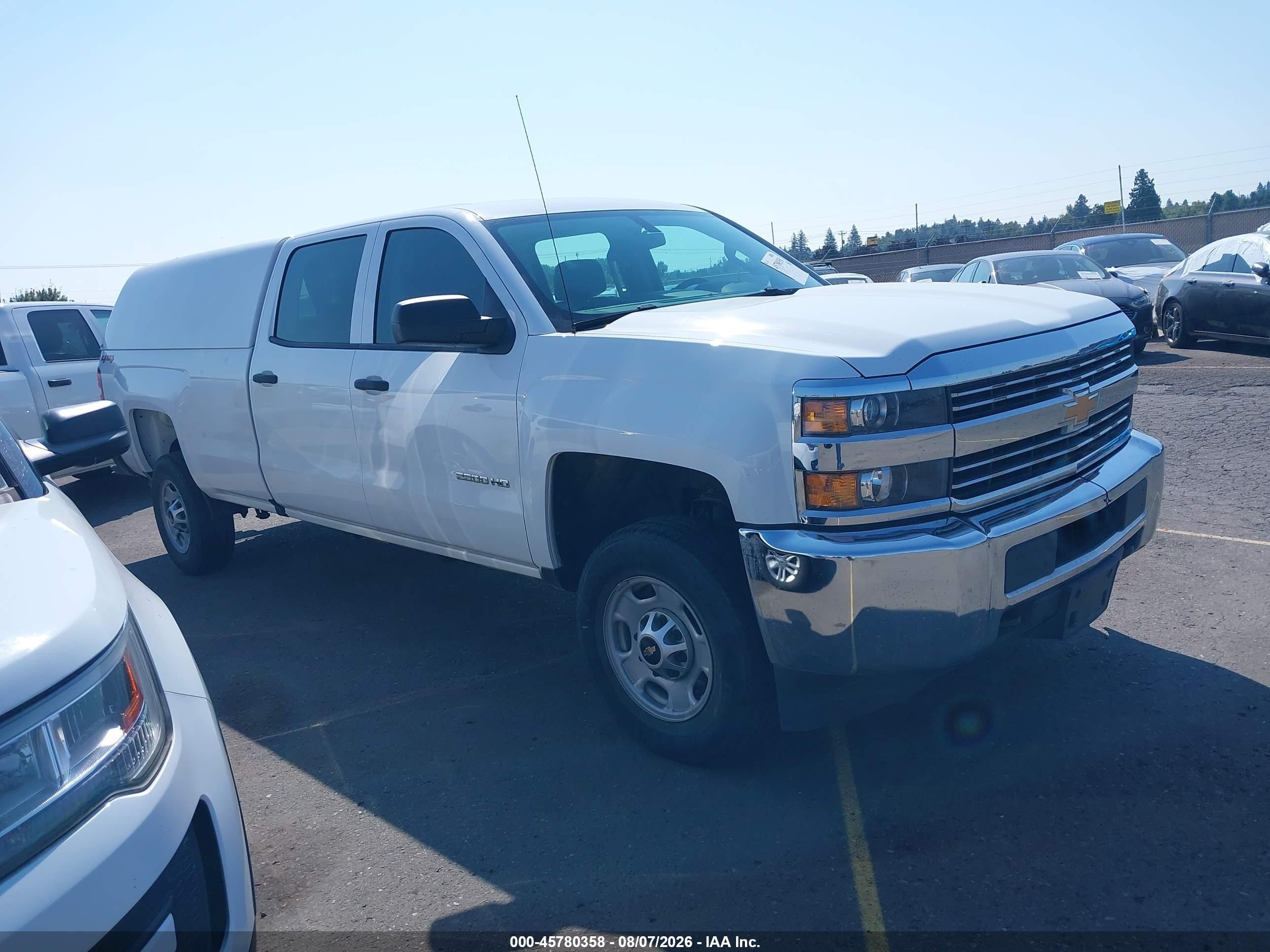 2018 Chevrolet Silverado 2500 VIN 1GC1KUEG7JF259465 — IAAI salvage auction photo