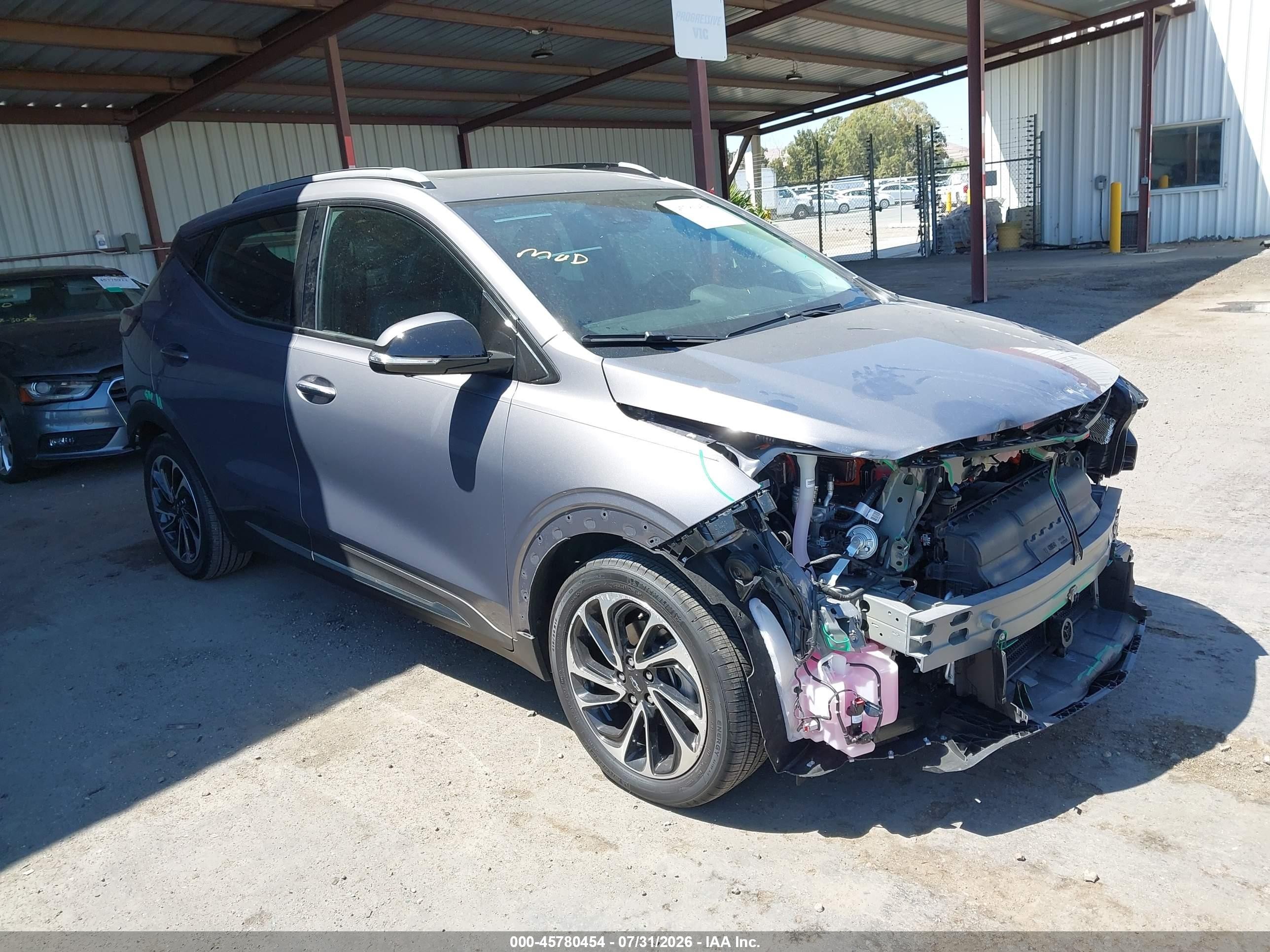 2023 Chevrolet Bolt EUV VIN 1G1FZ6S01P4120272 — IAAI salvage auction photo
