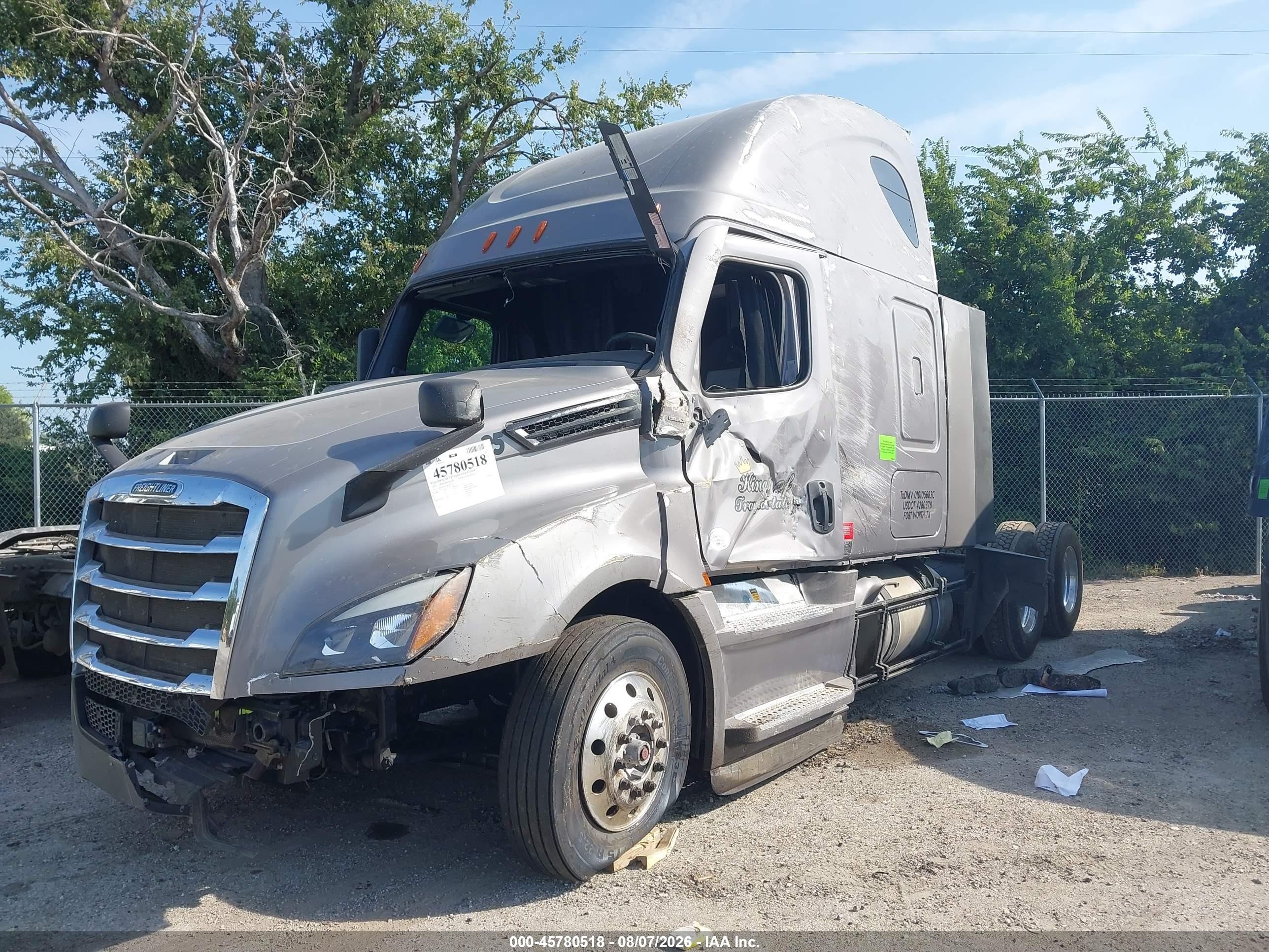 2021 Freightliner New Cascadia 126 VIN 3AKJHHDR5MSMJ7555 — IAAI salvage auction photo