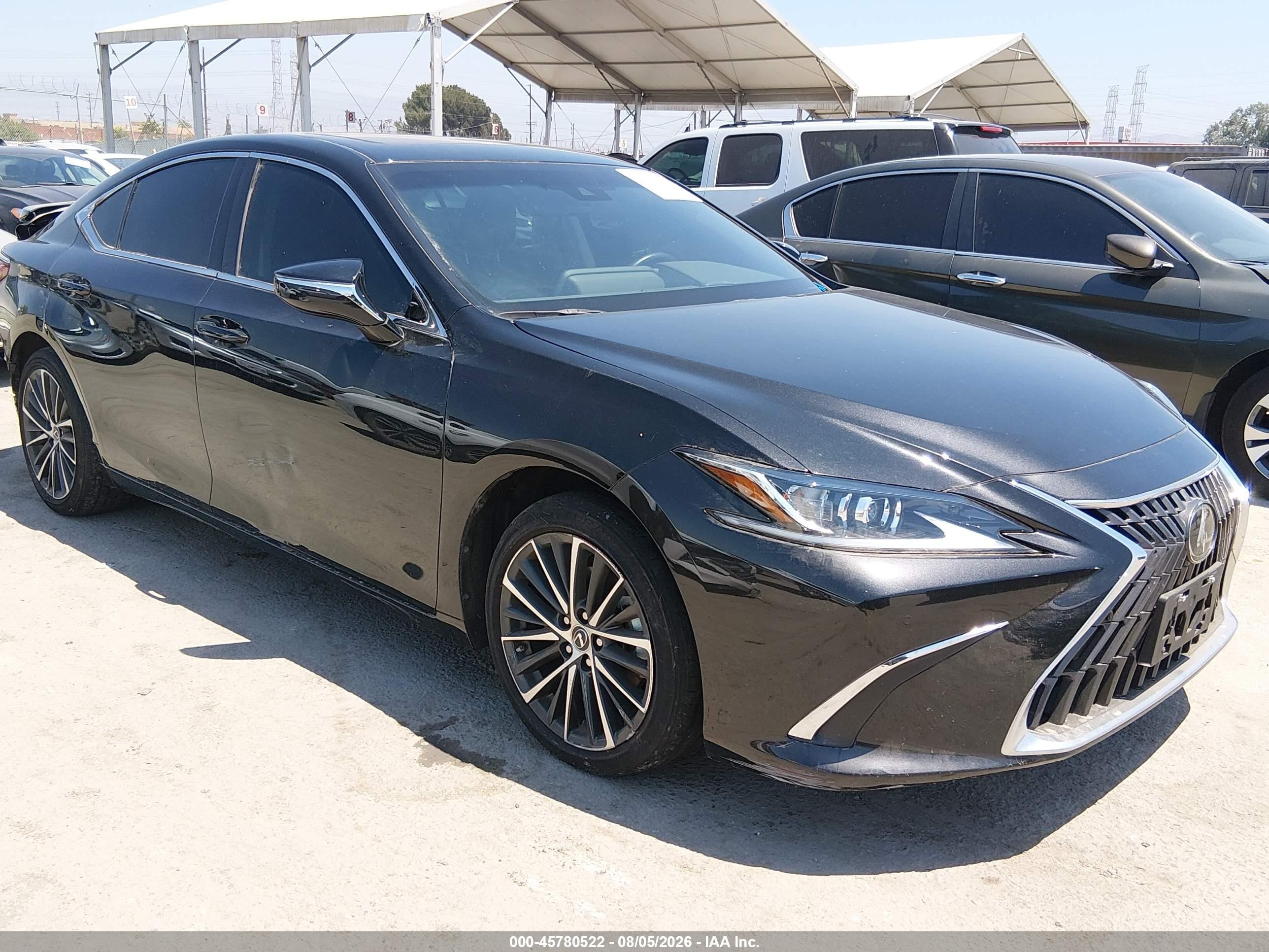 2025 Lexus ES 300h VIN 58ADA1C19SU072422 — IAAI salvage auction photo