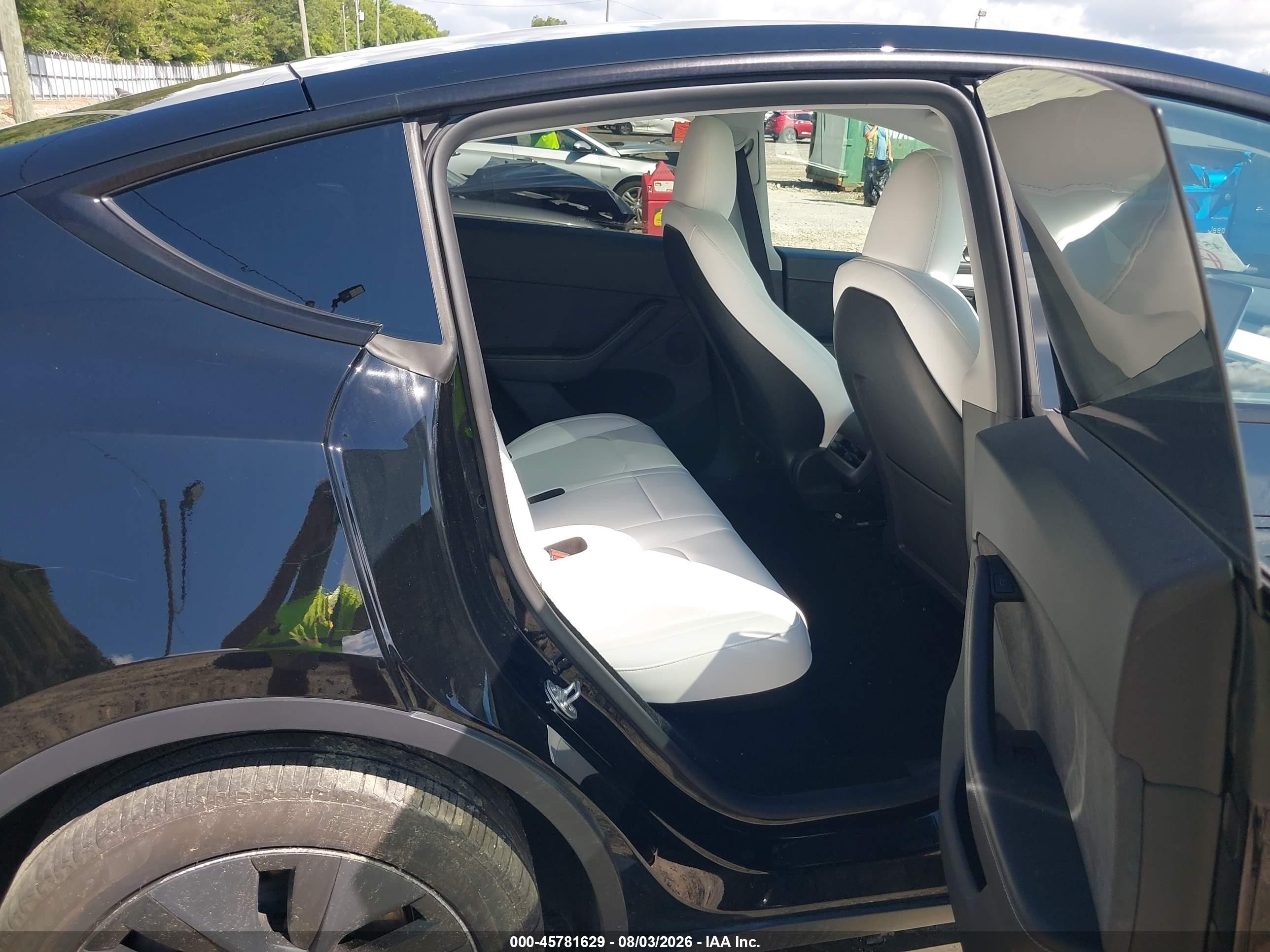 2025 Tesla Model Y VIN 7SAYGDEE5SA359391 IAAI salvage auction — Front End, Salvage (Georgia), sold $16,000 on 2026-09-12 (photo 8)