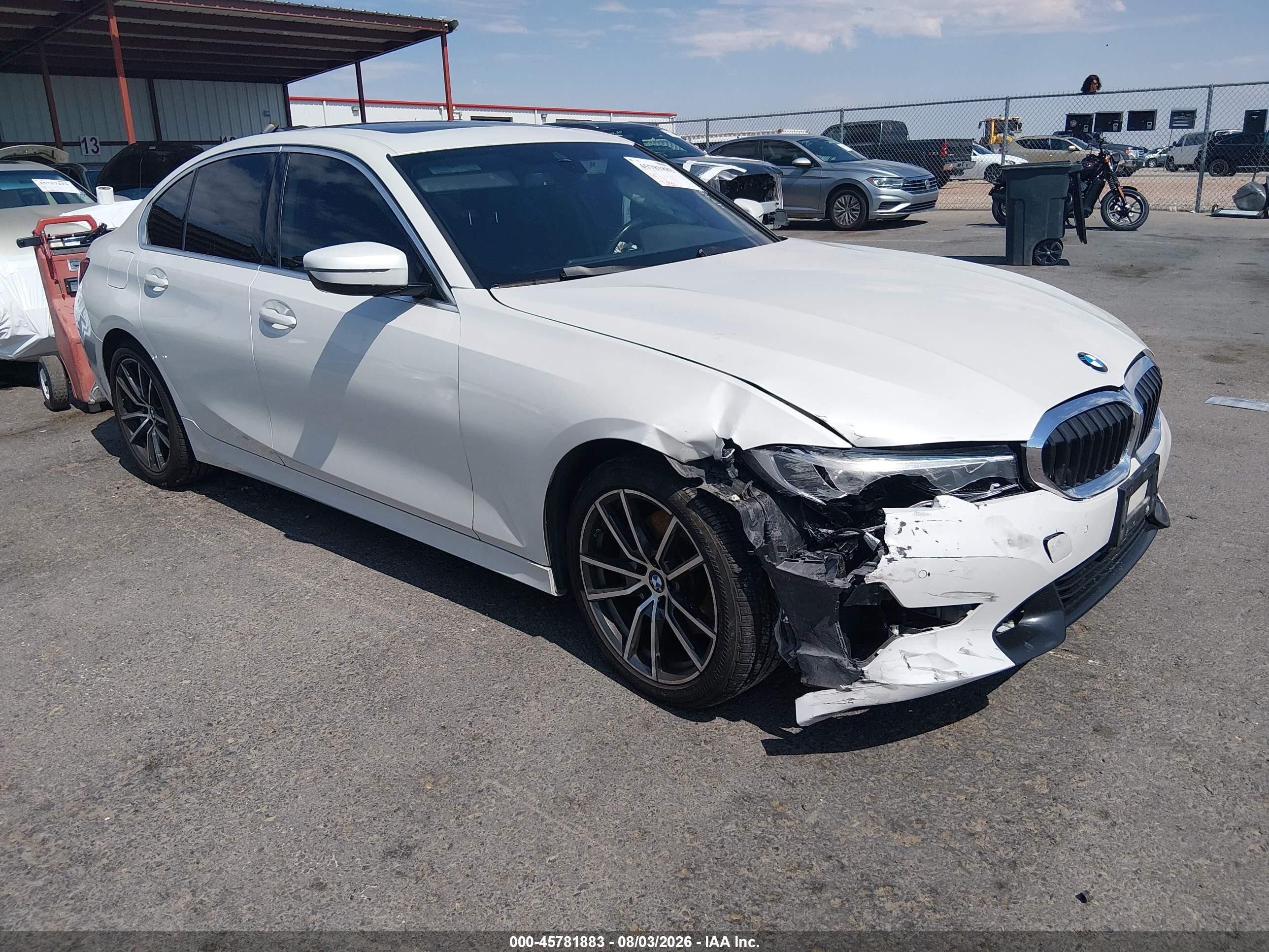 2021 BMW 3 Series VIN 3MW5R1J06M8C12765 — IAAI salvage auction photo