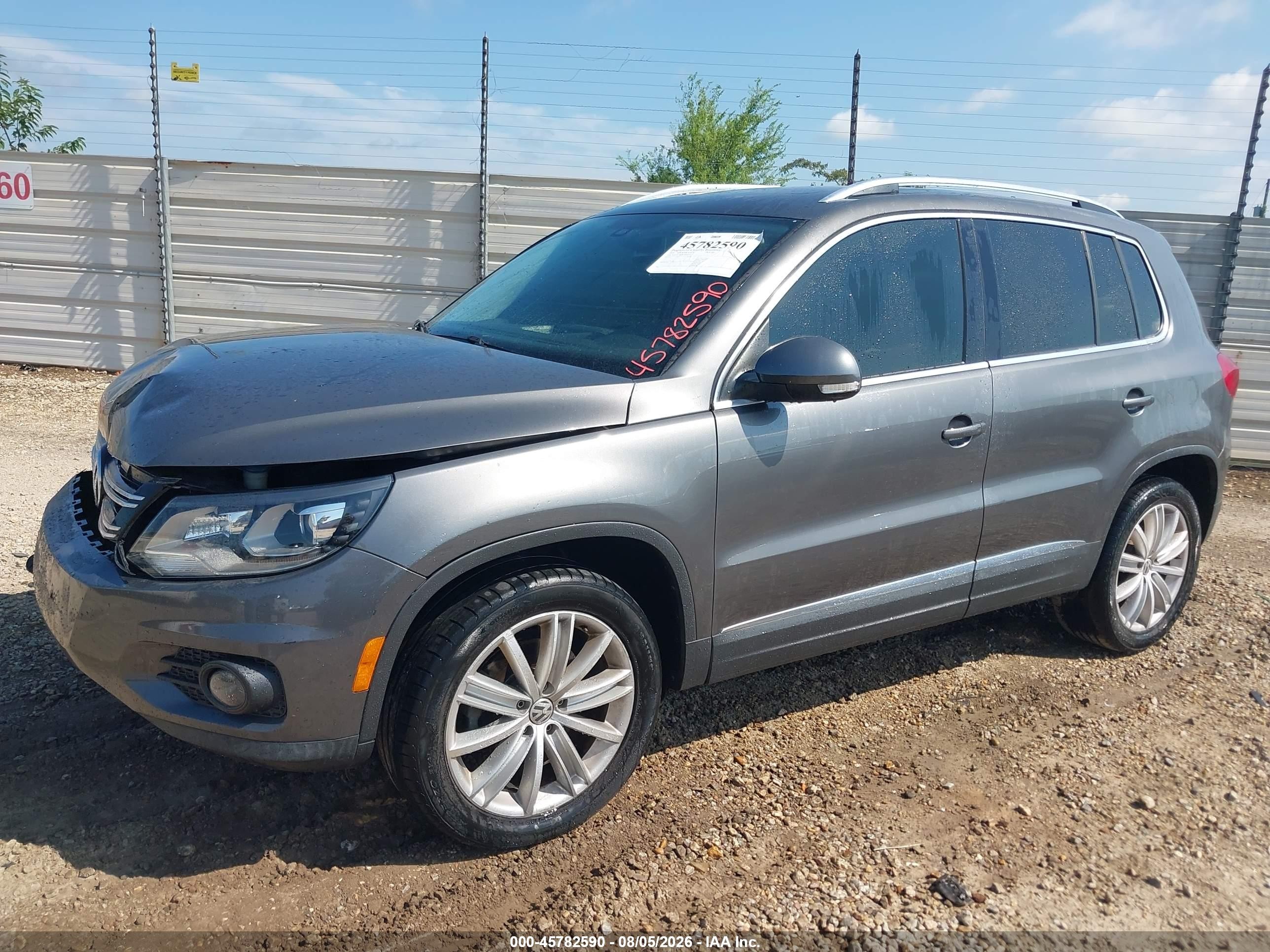 2016 Volkswagen Tiguan VIN WVGAV7AX4GW542019 IAAI salvage auction — Front End, Salvage (Alabama), sold $1,350 on 2026-09-25 (photo 2)