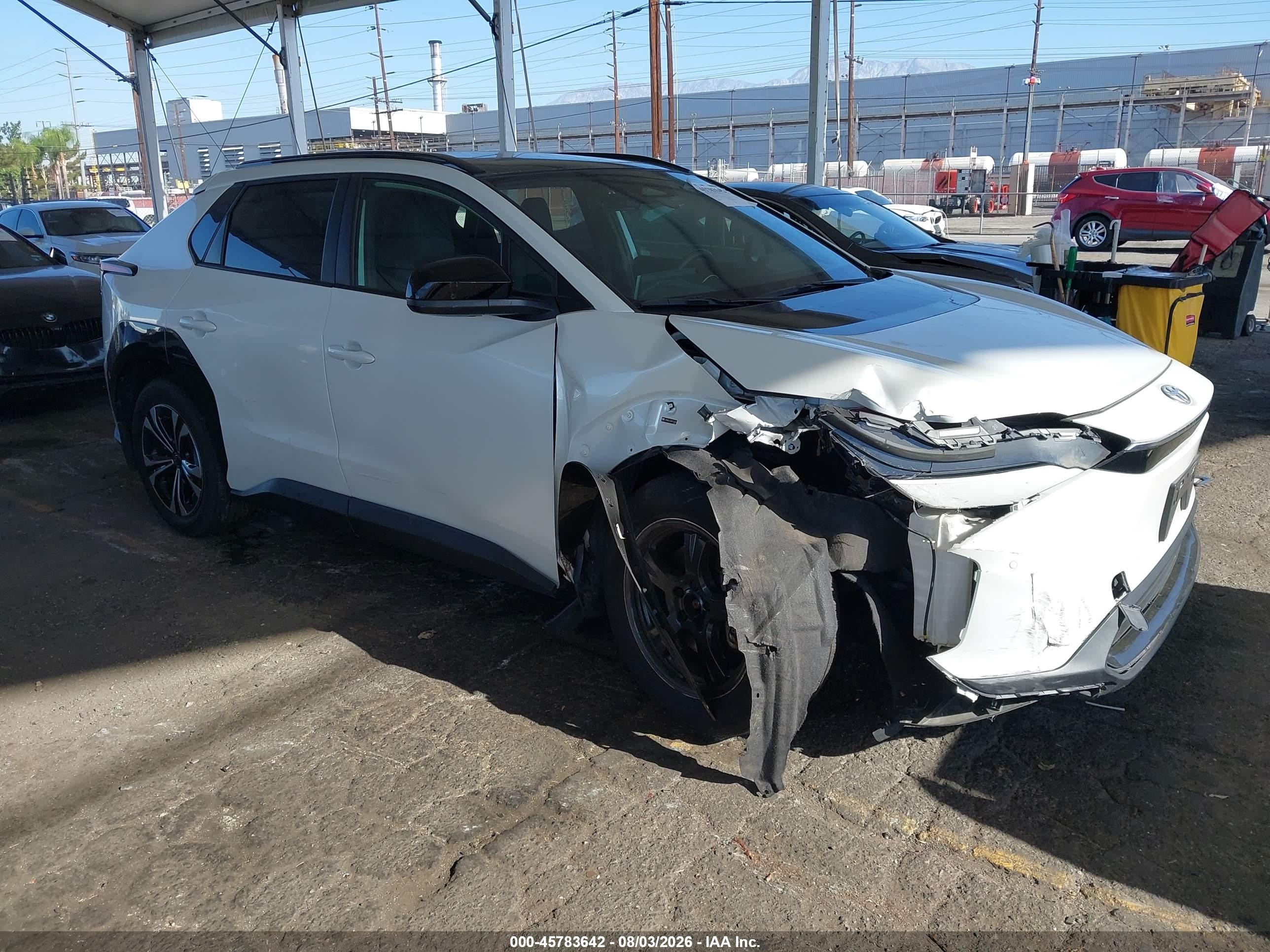 2024 Toyota BZ4X VIN JTMABACA2RA054884 — IAAI salvage auction photo