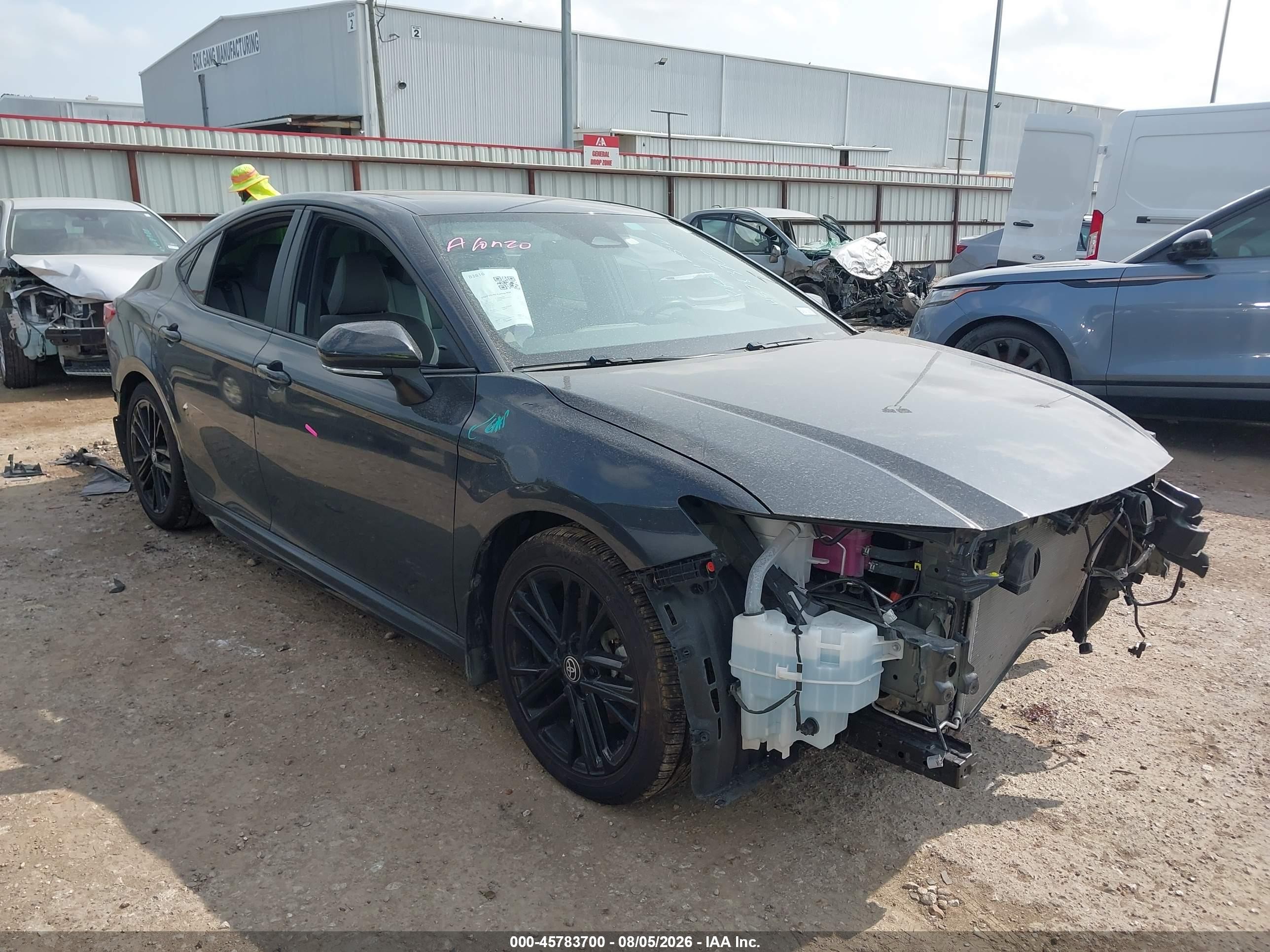 2025 Toyota Camry VIN 4T1DAACK2SU161541 — IAAI salvage auction photo