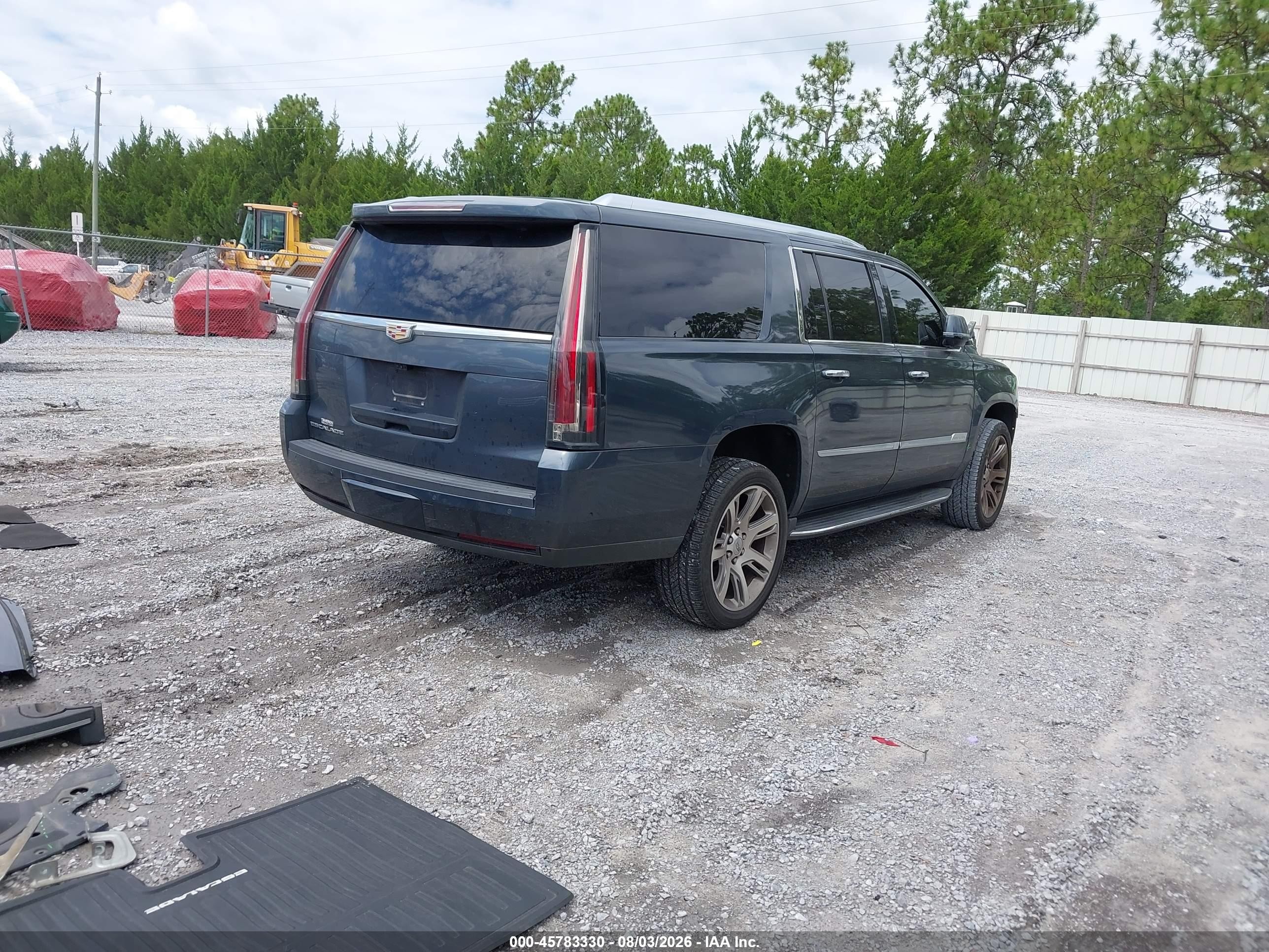 2020 Cadillac Escalade ESV VIN 1GYS4JKJ8LR155835 IAAI salvage auction — Front End, Certificate Of Destruction (Florida), sold $4,500 on 2026-09-12 (photo 4)