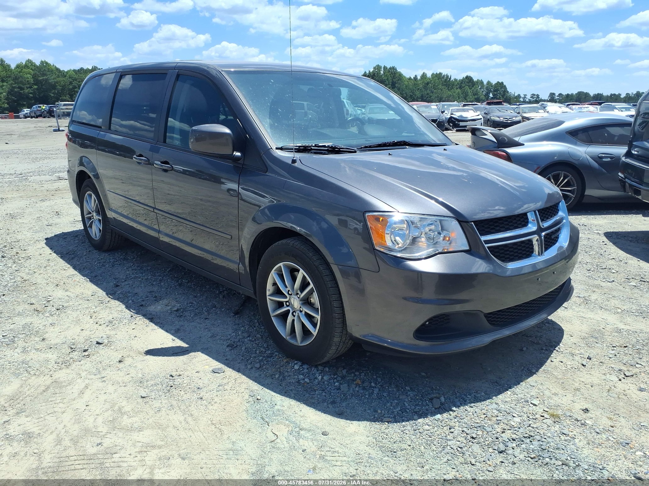 2016 Dodge Grand Caravan VIN 2C4RDGBG8GR349597 — IAAI salvage auction photo