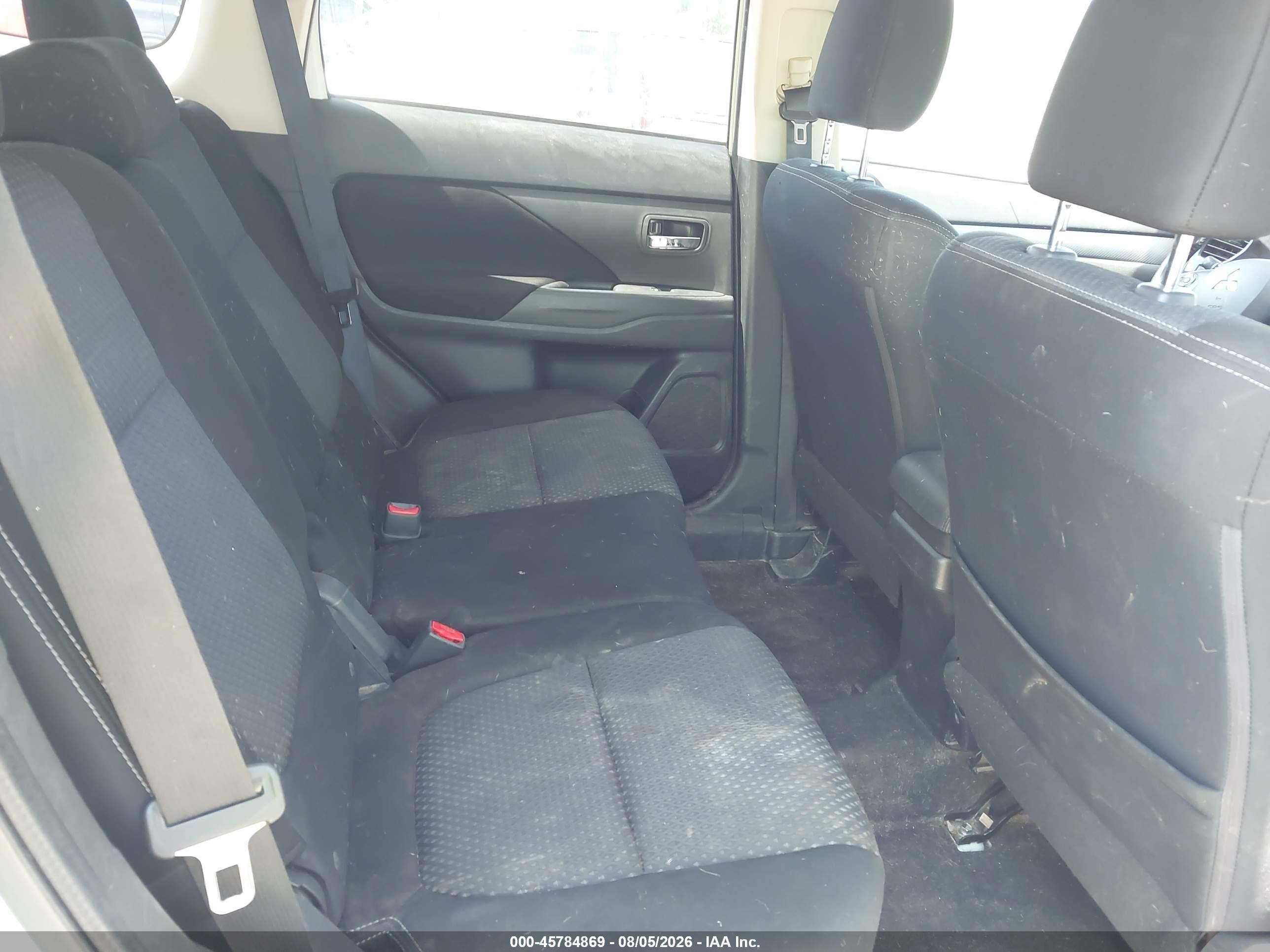 2016 Mitsubishi Outlander VIN JA4AZ3A39GZ020557 IAAI salvage auction — Front End, Mv-907A (New York), sold $650 on 2026-09-03 (photo 8)