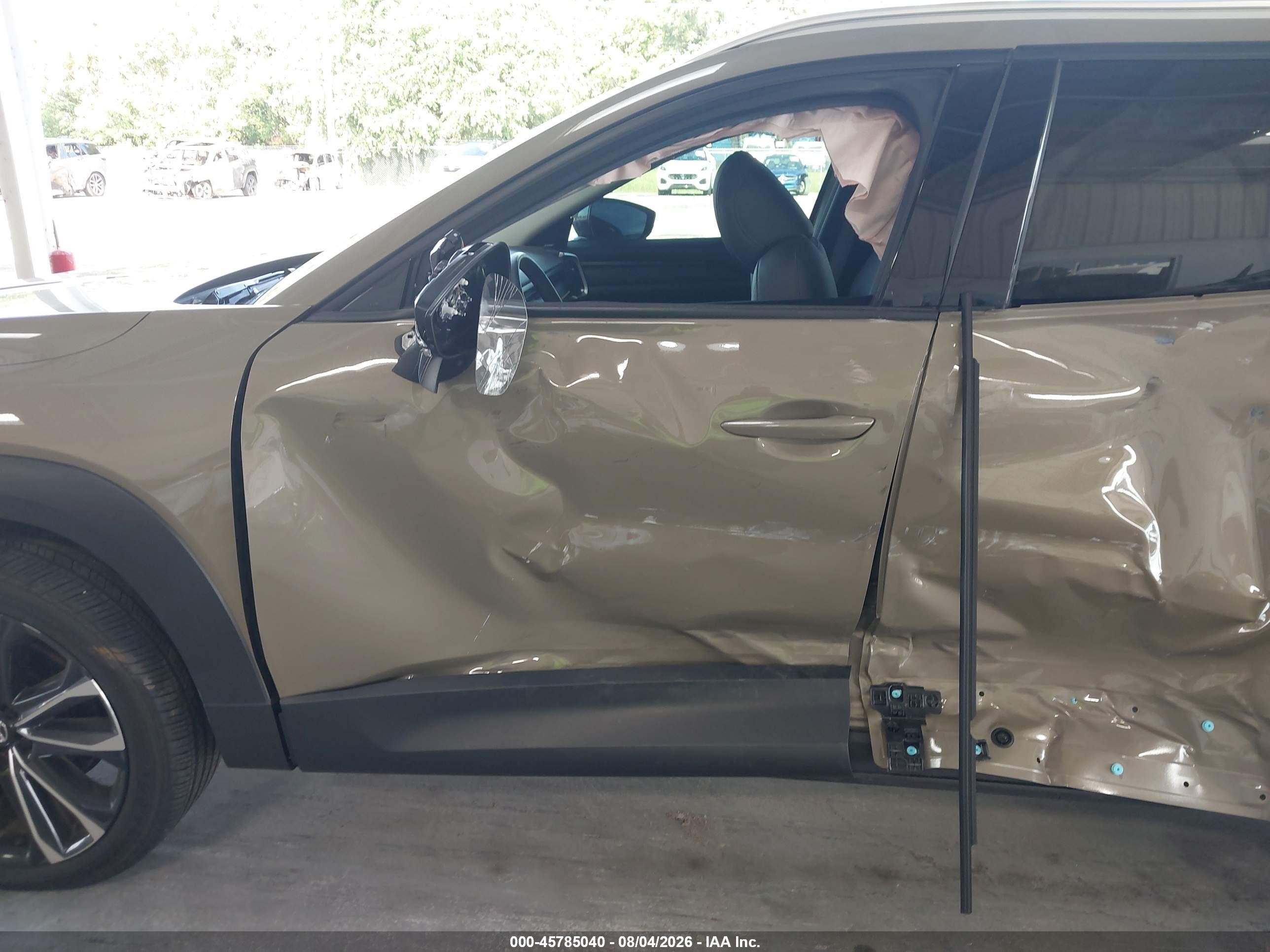 2024 Mazda Cx-50 VIN 7MMVABDY7RN230102 IAAI salvage auction — Side, Certificate Of Destruction (Florida), sold $7,300 on 2026-09-07 (photo 6)