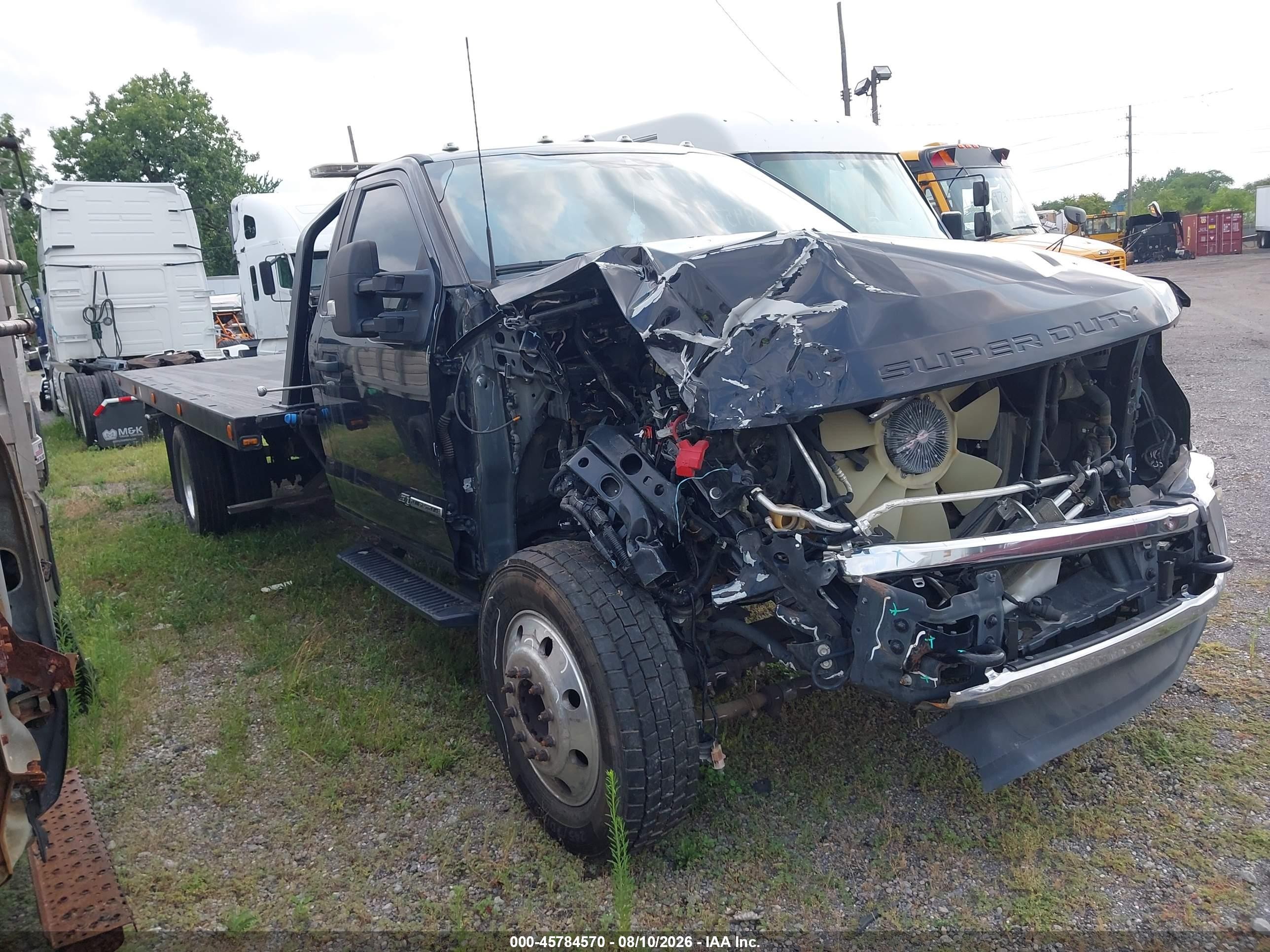 2022 Ford F-550 Chassis VIN 1FDUF5GT7NDA03597 — IAAI salvage auction photo