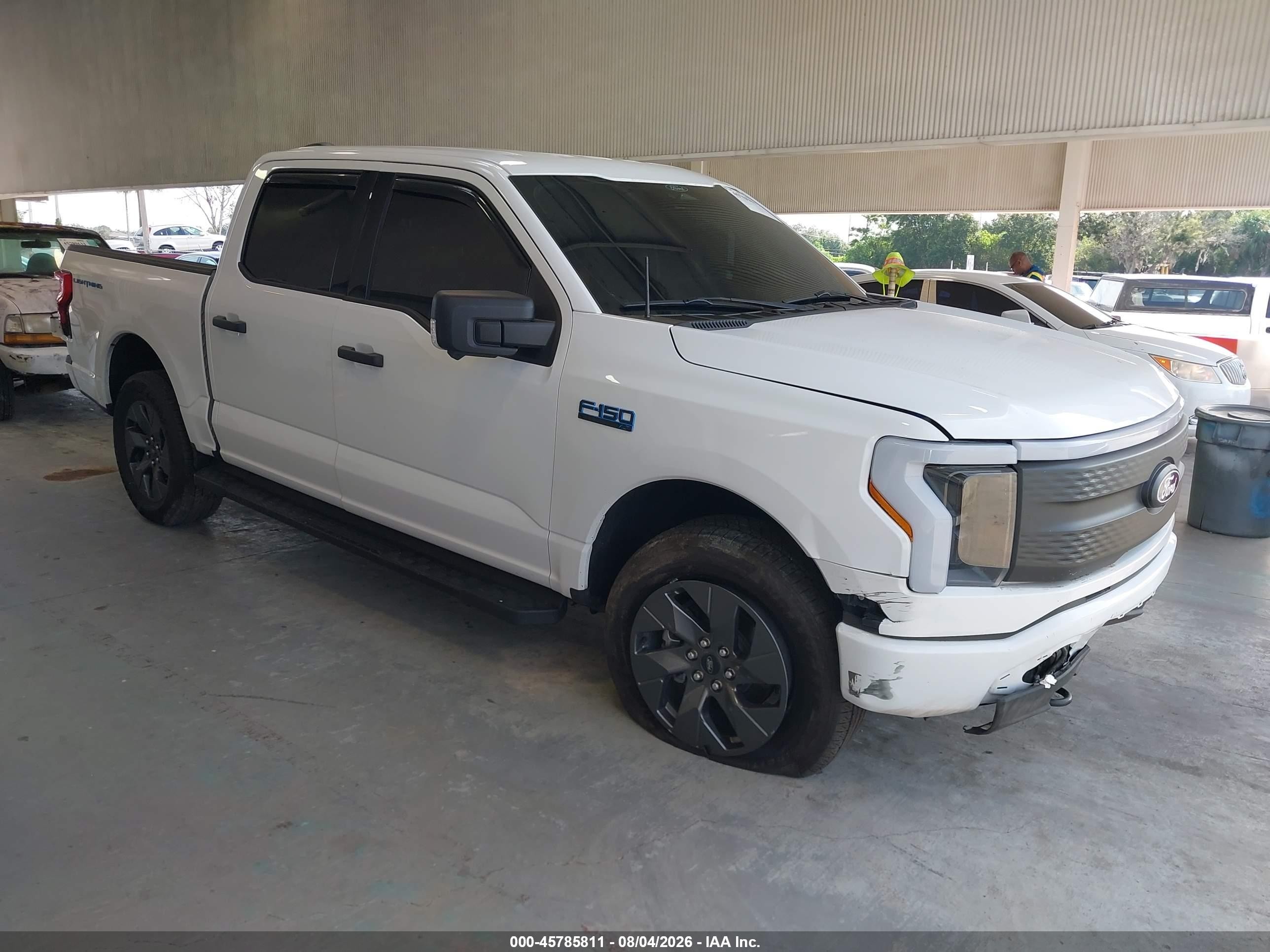 2024 Ford F-150 Lightning VIN 1FTVW3LK4RWG13073 — IAAI salvage auction photo