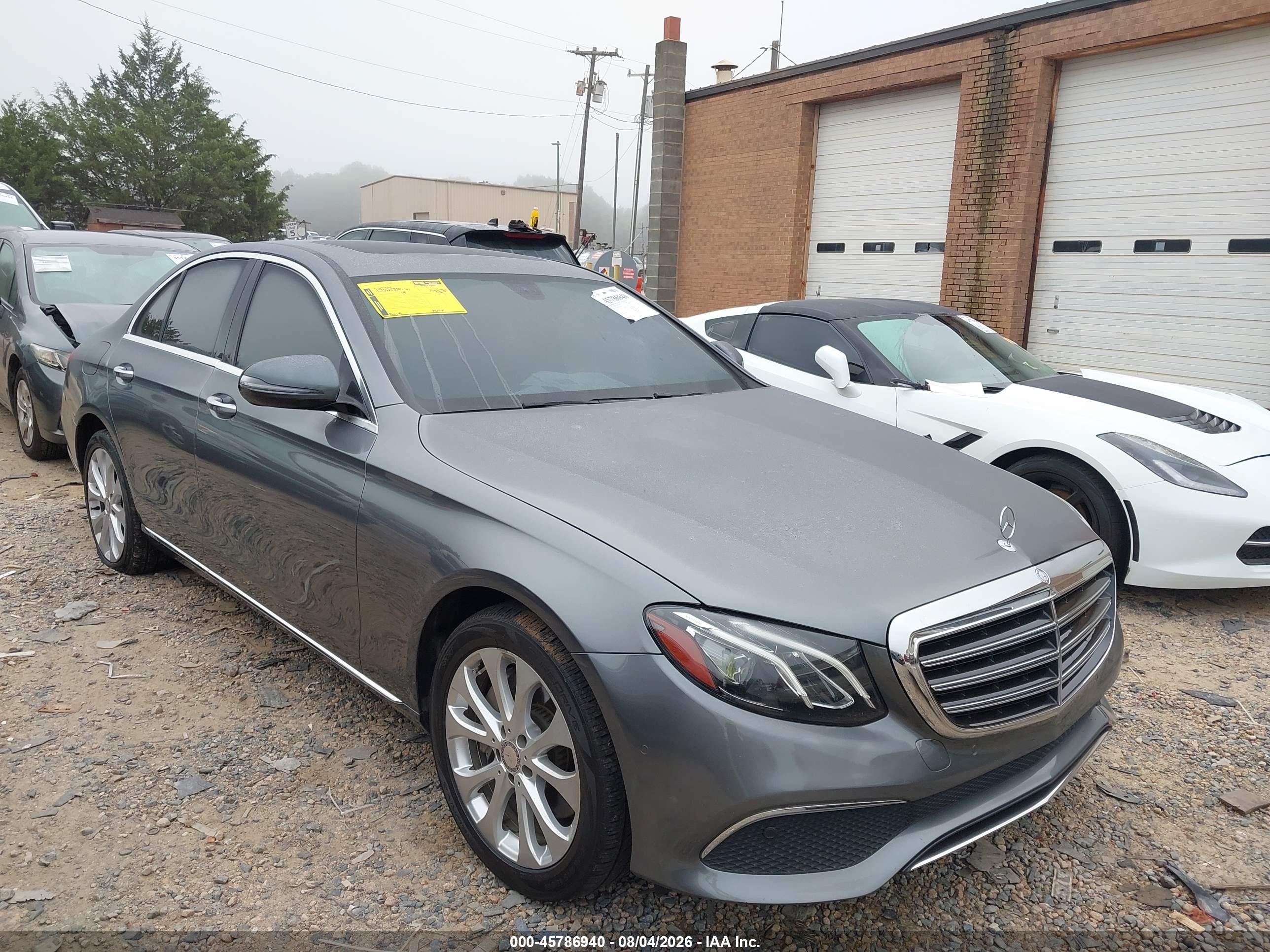 2017 Mercedes-Benz E-Class VIN WDDZF4JB0HA073961 — IAAI salvage auction photo