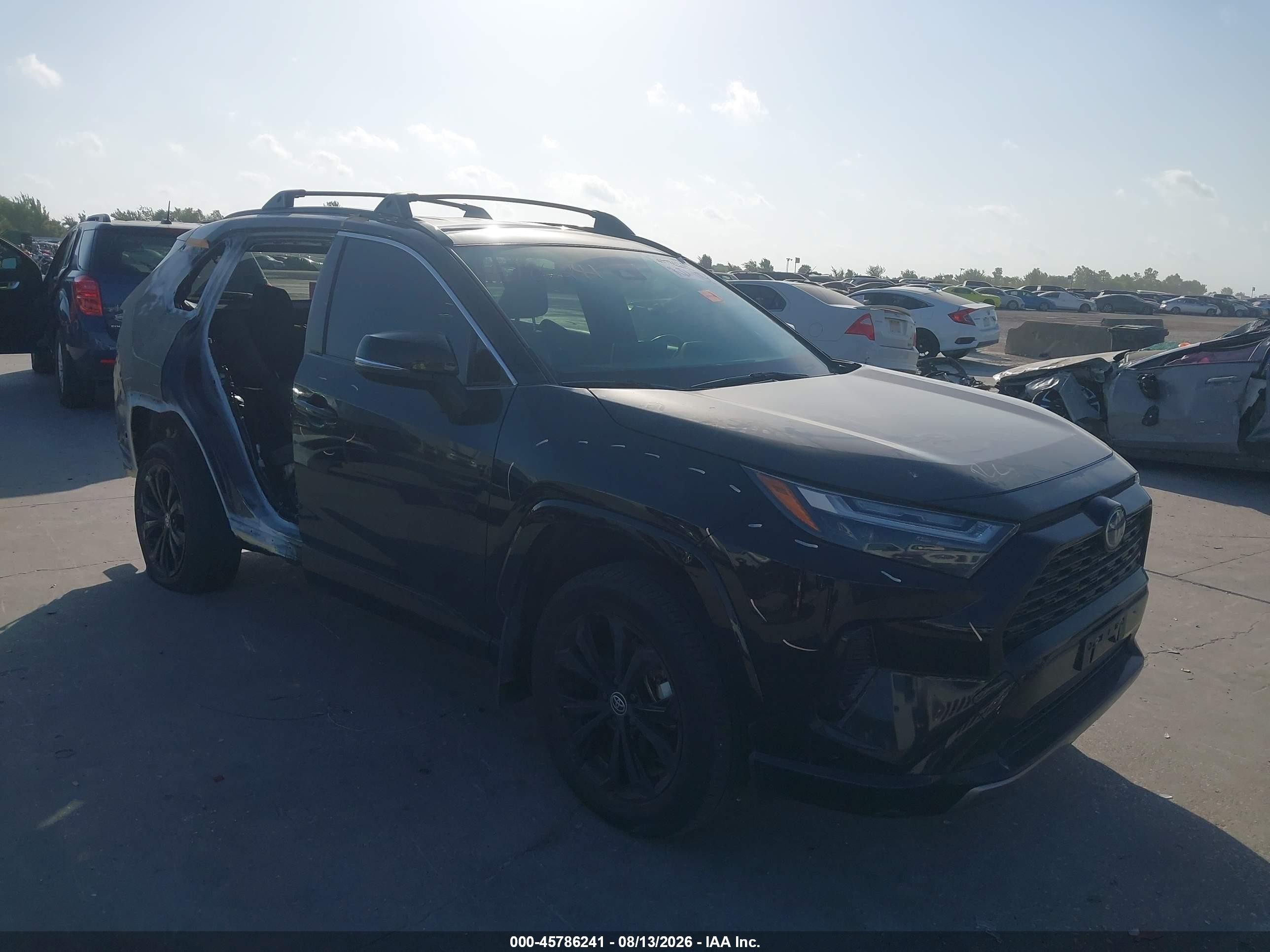 2024 Toyota RAV4 Hybrid VIN JTM16RFV4RD124871 — IAAI salvage auction photo