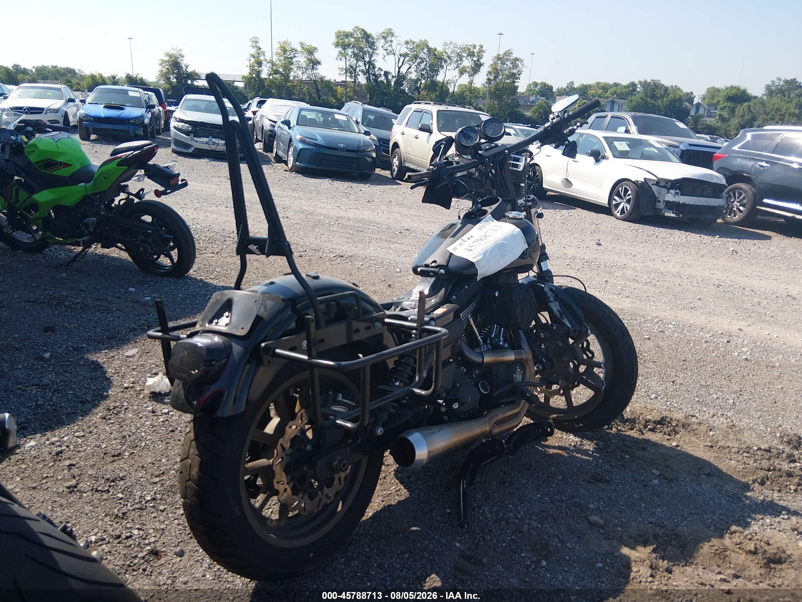 2017 Harley-davidson Low rider VIN 1HD1GS818HC320992 IAAI salvage auction — Front End, Salvage (Tennessee), sold $1,550 on 2026-09-02 (photo 3)