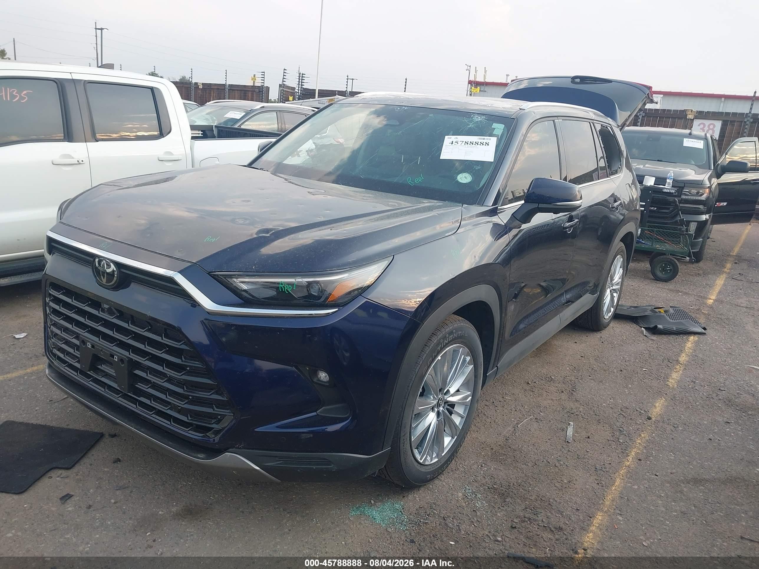 2026 Toyota Highlander VIN 5TDAAAB5XTS122298 IAAI salvage auction — Hail, Salvage (Colorado), sold $28,750 on 2026-09-13 (photo 2)