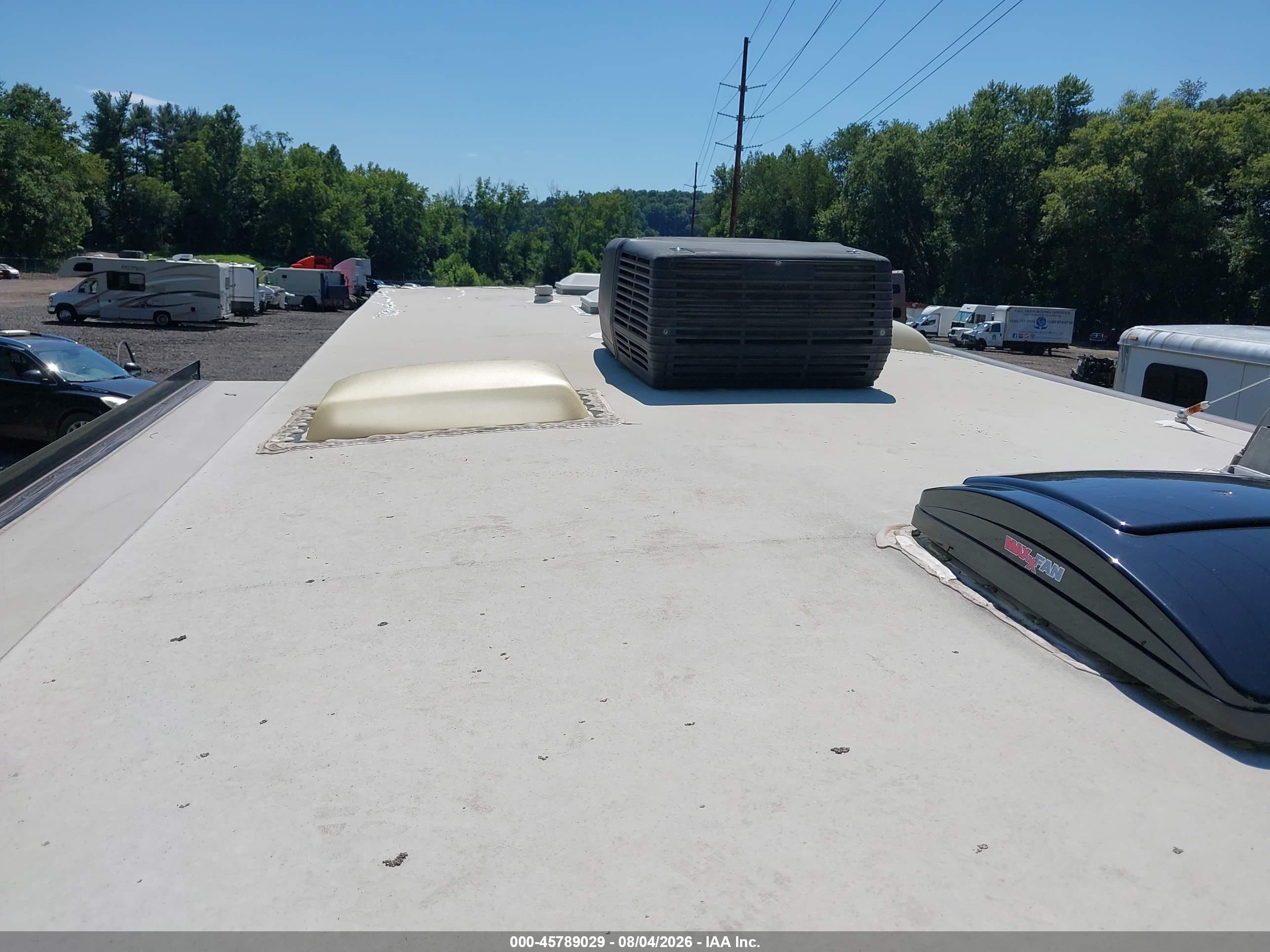 2015 Venturi VIN 4EZT12526F5023339 IAAI salvage auction — Top/Roof, Salvage (Ohio), sold $2,250 on 2026-09-08 (photo 6)