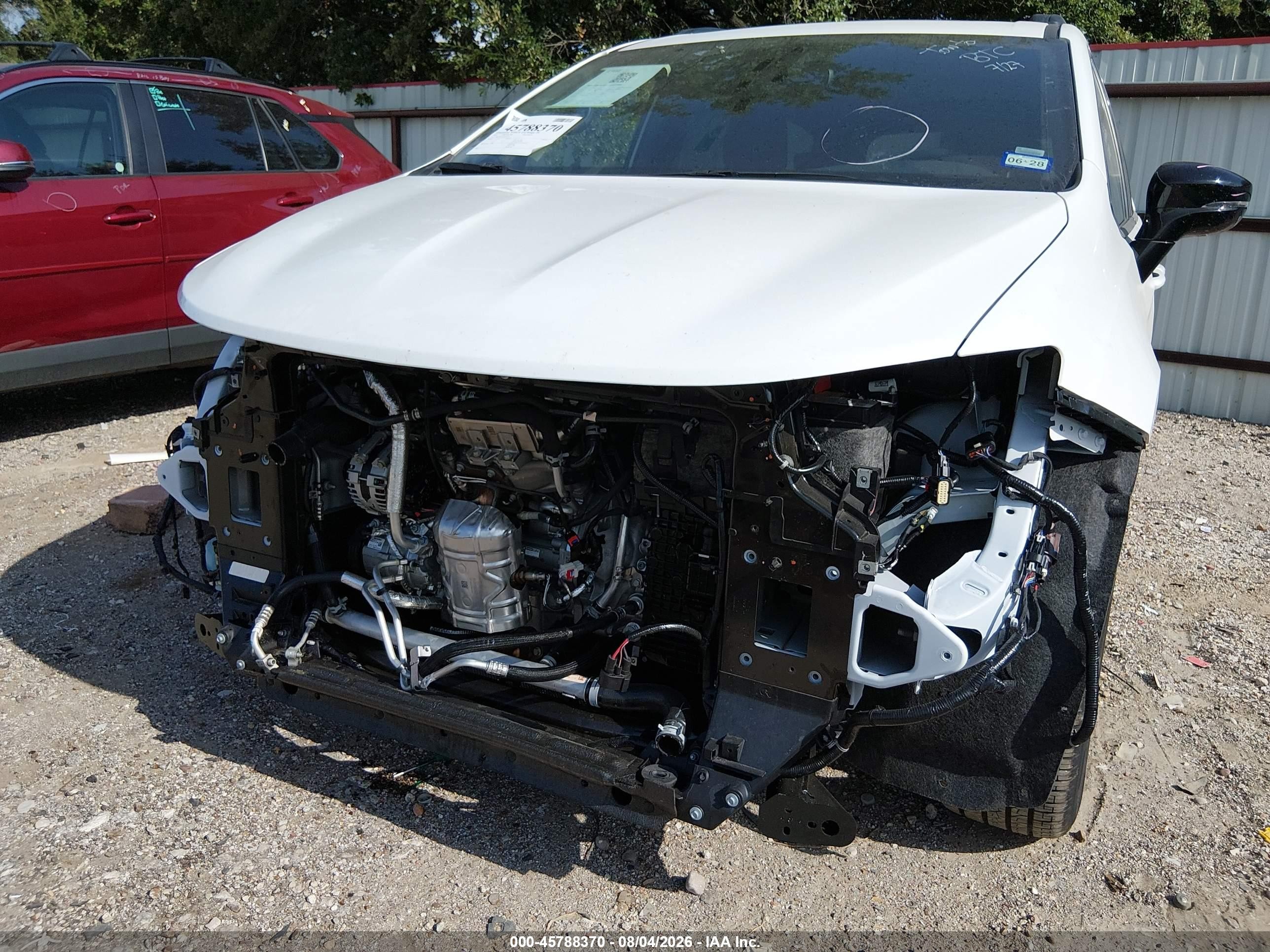 2027 Chrysler Pacifica VIN 2C4RC1GGXVR583570 IAAI salvage auction — Front End, Enterprise Vehicles Clear Only (Texas), sold $26,350 on 2026-08-06 (photo 6)