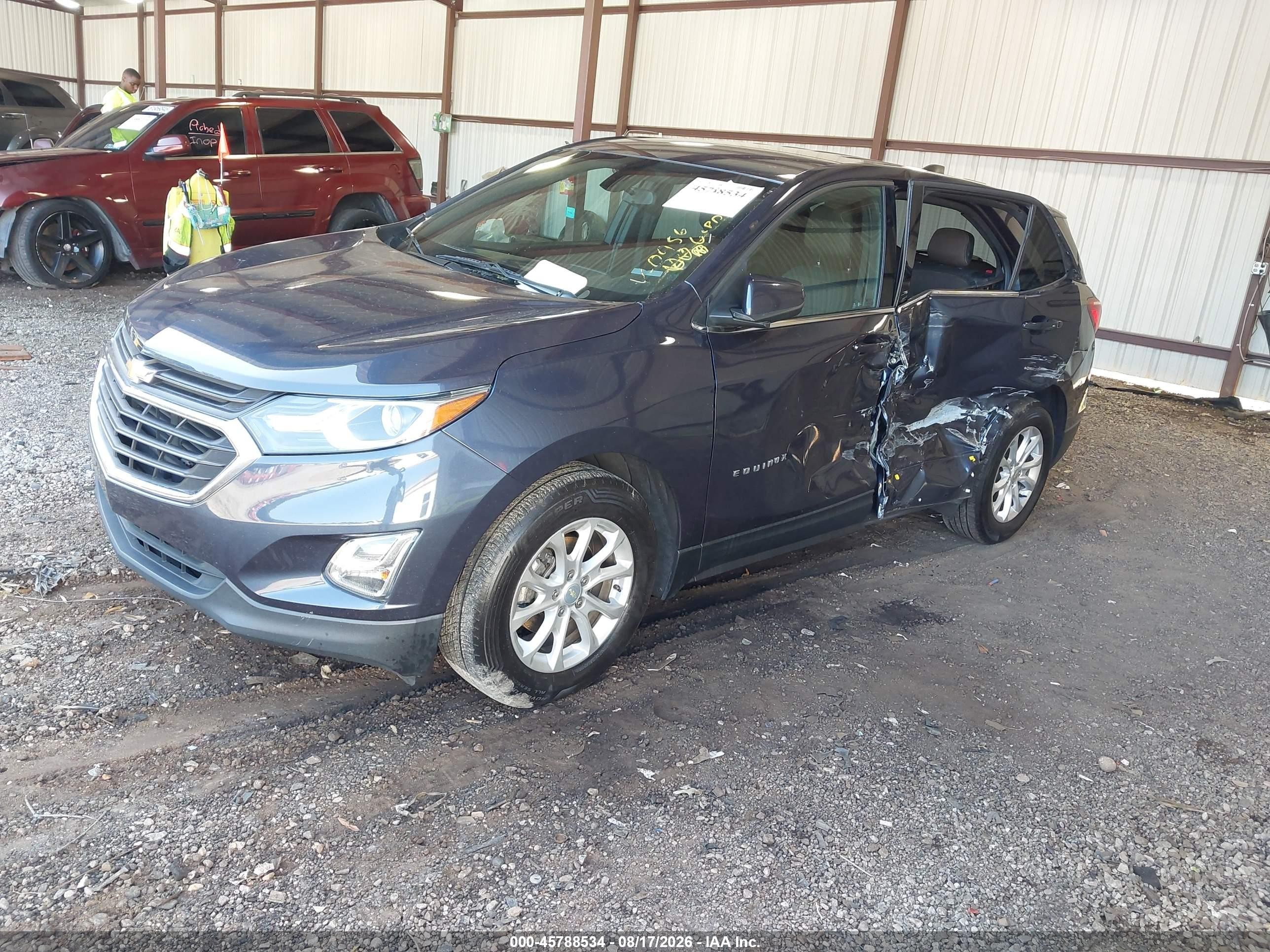 2018 Chevrolet Equinox VIN 3GNAXJEV2JS590956 IAAI salvage auction — Side, Salvage (Georgia), sold $2,500 on 2026-10-25 (photo 2)