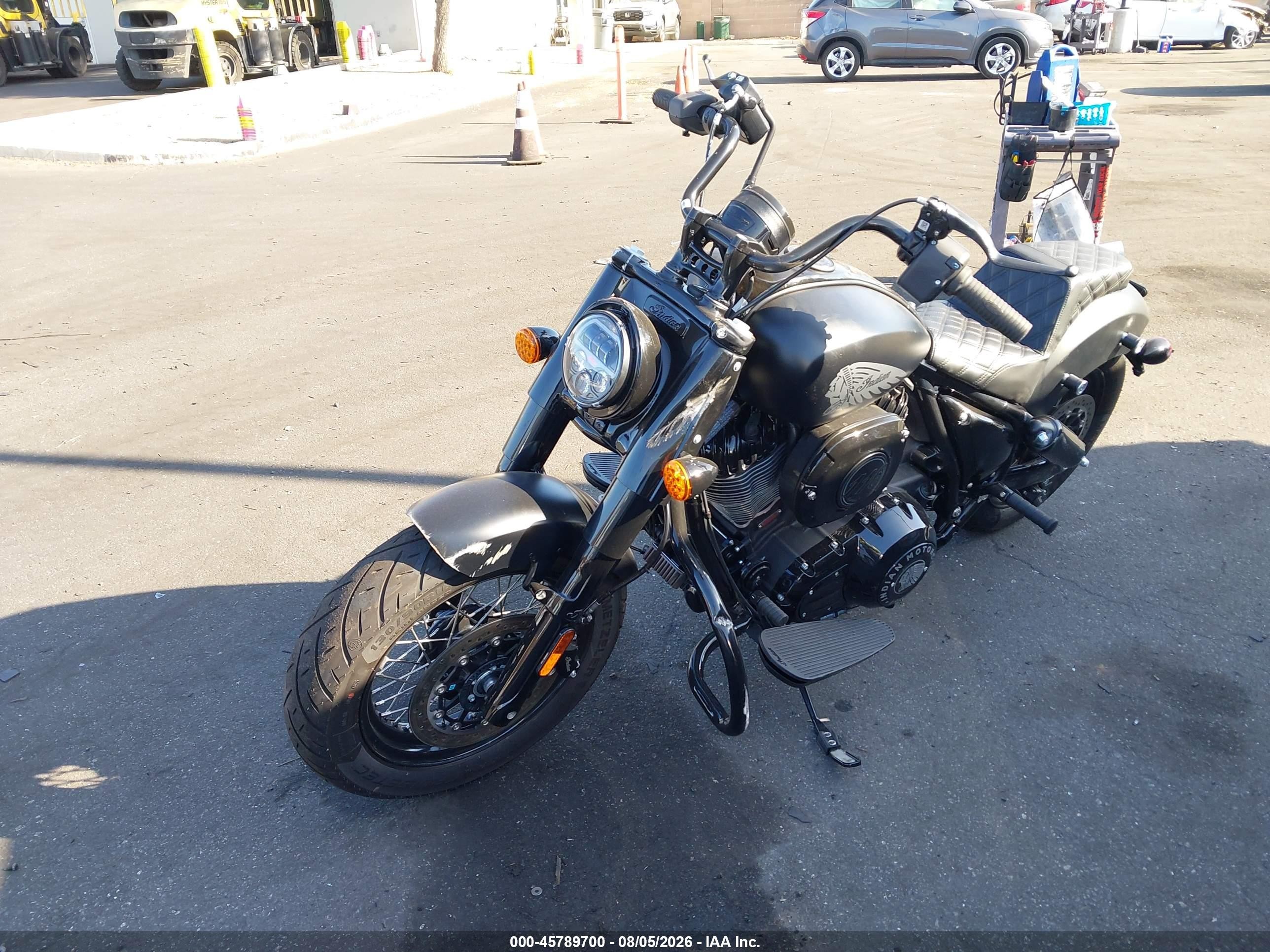 2026 Indian Motorcycle Co. Chief VIN 56KDLDBH3T3030920 IAAI salvage auction — Side, Salvage Certificate (California), sold $4,250 on 2026-09-18 (photo 2)
