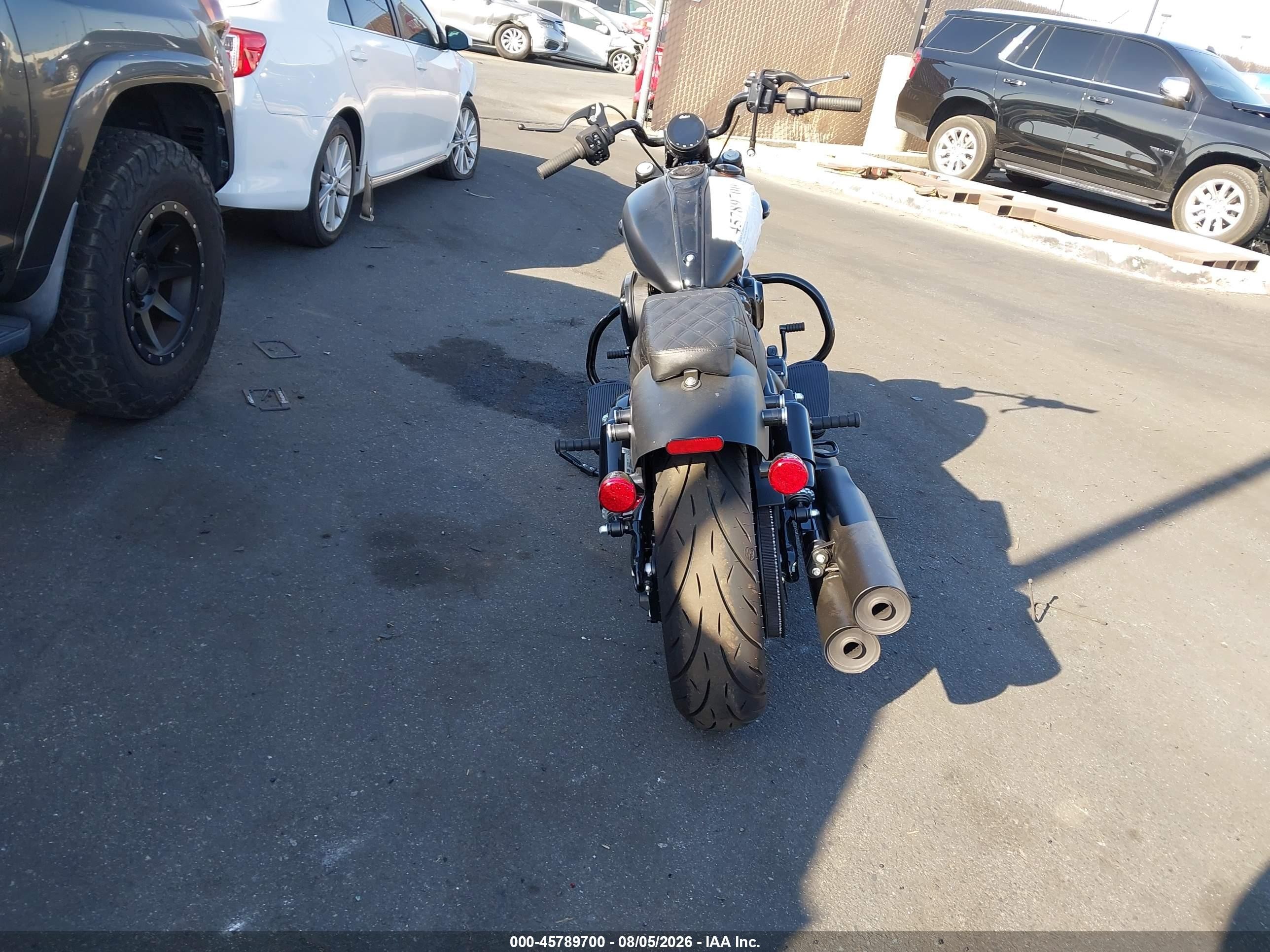 2026 Indian Motorcycle Co. Chief VIN 56KDLDBH3T3030920 IAAI salvage auction — Side, Salvage Certificate (California), sold $4,250 on 2026-09-18 (photo 6)