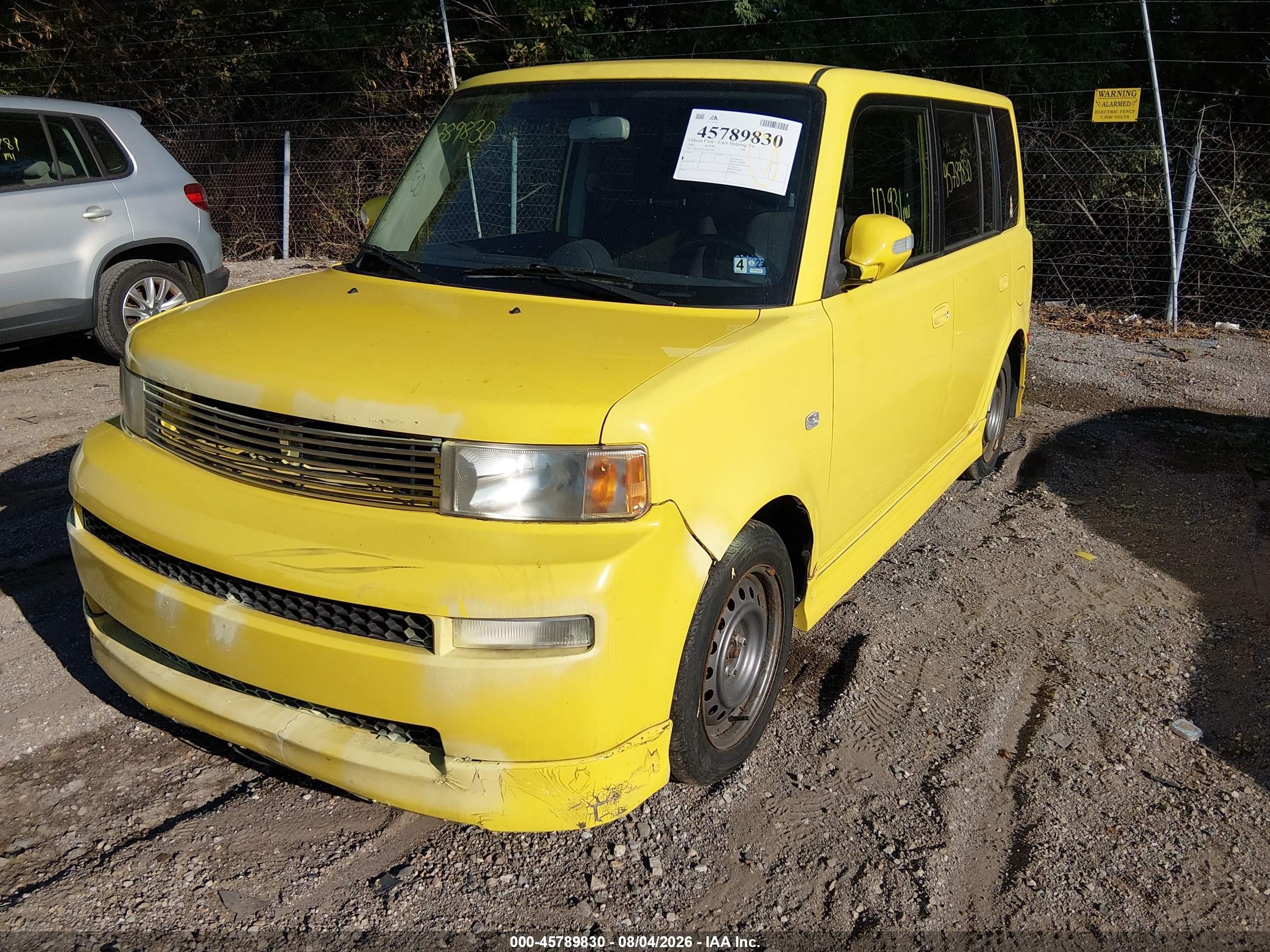 2005 Scion Xb VIN JTLKT324154015581 IAAI salvage auction — Normal Wear, Clear (Indiana), sold $325 on 2026-09-30 (photo 2)