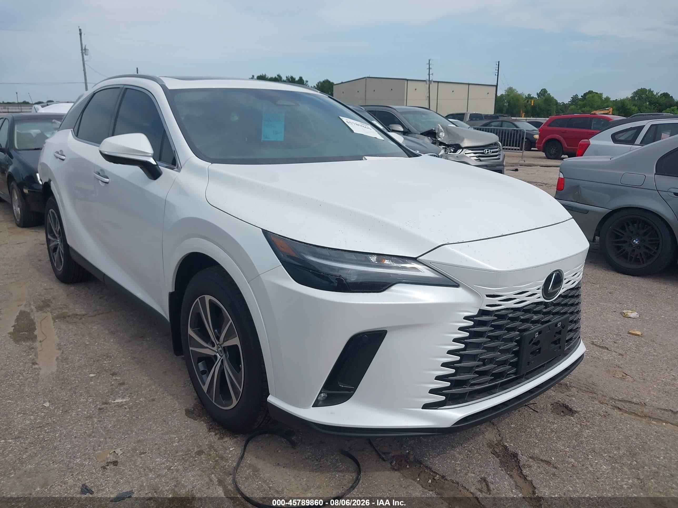 2026 Lexus RX 350h VIN 2T2BBMCA8TC138356 — IAAI salvage auction photo
