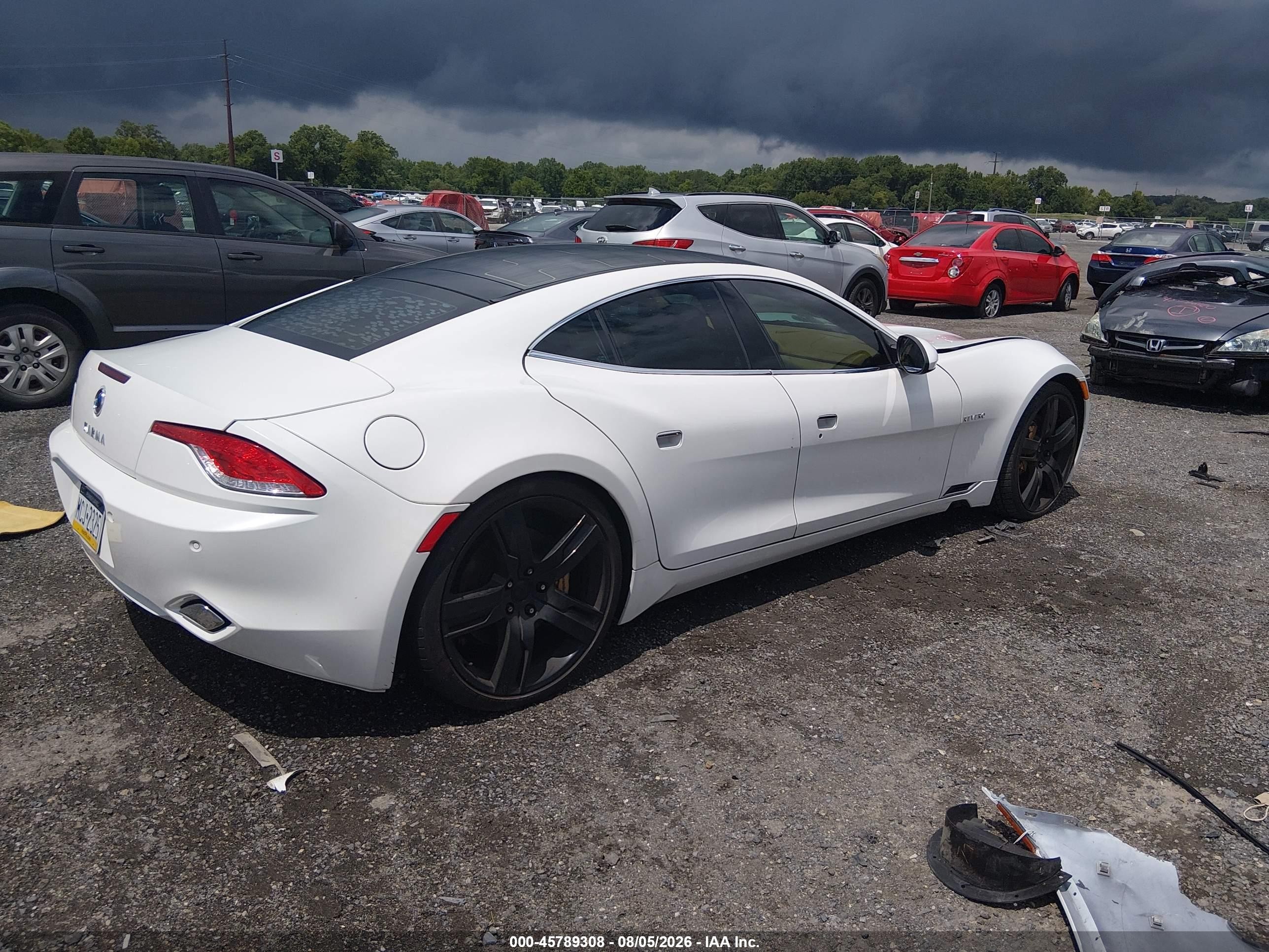 2012 Fisker Karma VIN YH4K14AA9CA001723 IAAI salvage auction — Front End, Salvage (Pennsylvania), sold $3,700 on 2026-09-08 (photo 4)