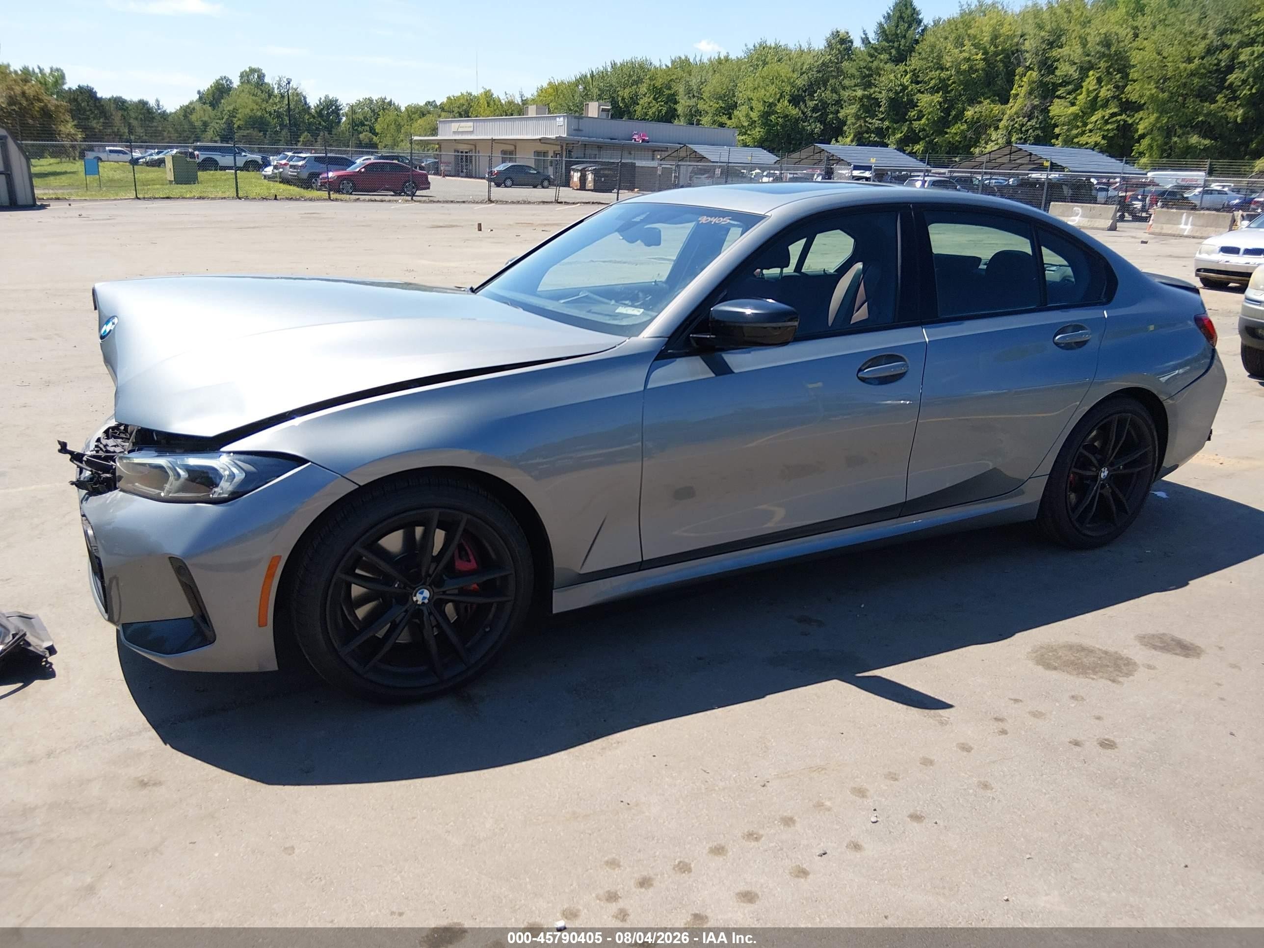 2023 BMW 3er VIN 3MW89FF04P8D17361 IAAI salvage auction — Front & Rear, Salvage (Connecticut), sold $15,650 on 2026-09-17 (photo 2)