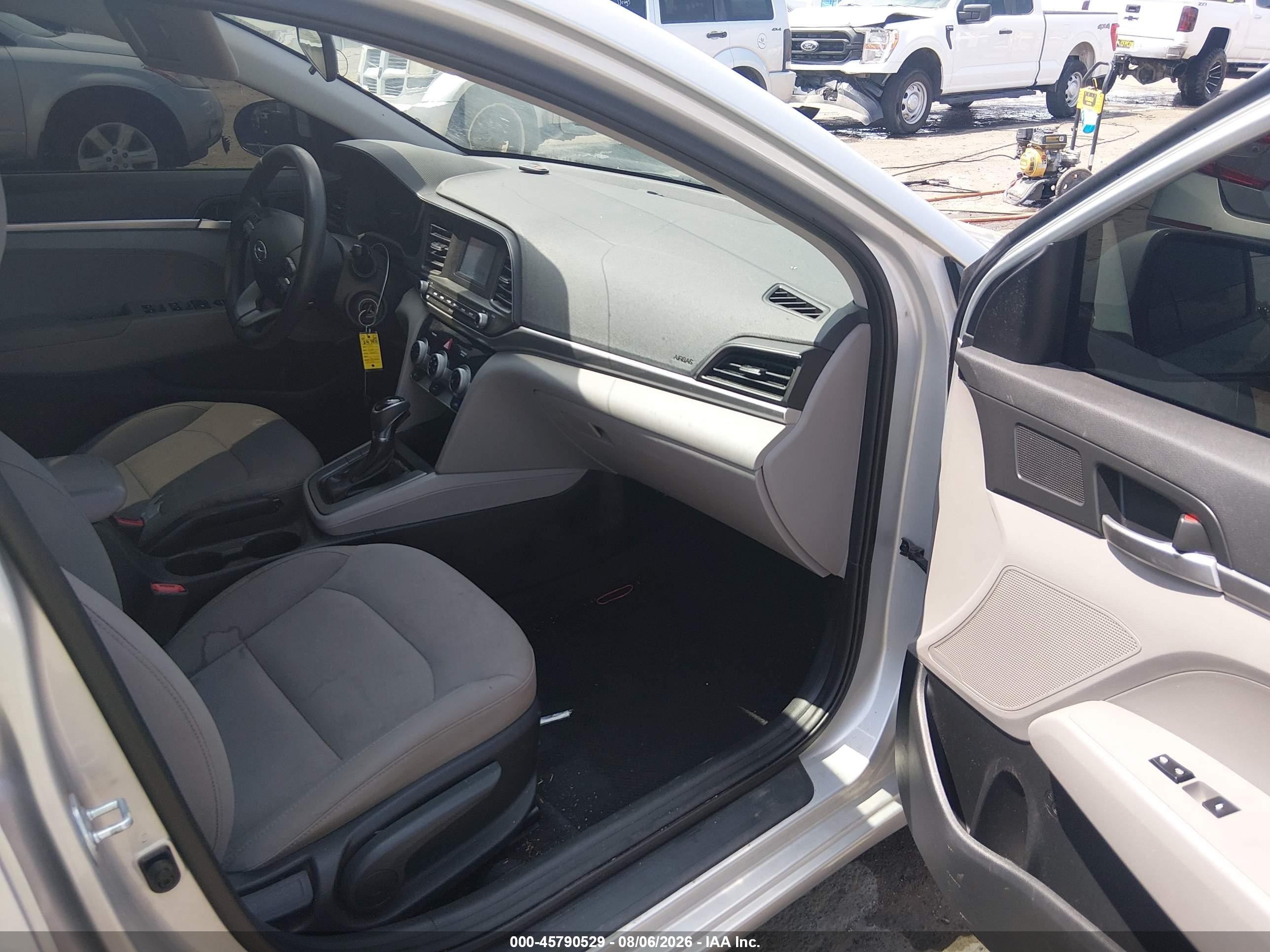 2019 Hyundai Elantra VIN 5NPD74LF5KH488856 IAAI salvage auction — Rear End, Salvage (New Mexico), sold $2,250 on 2026-09-07 (photo 5)